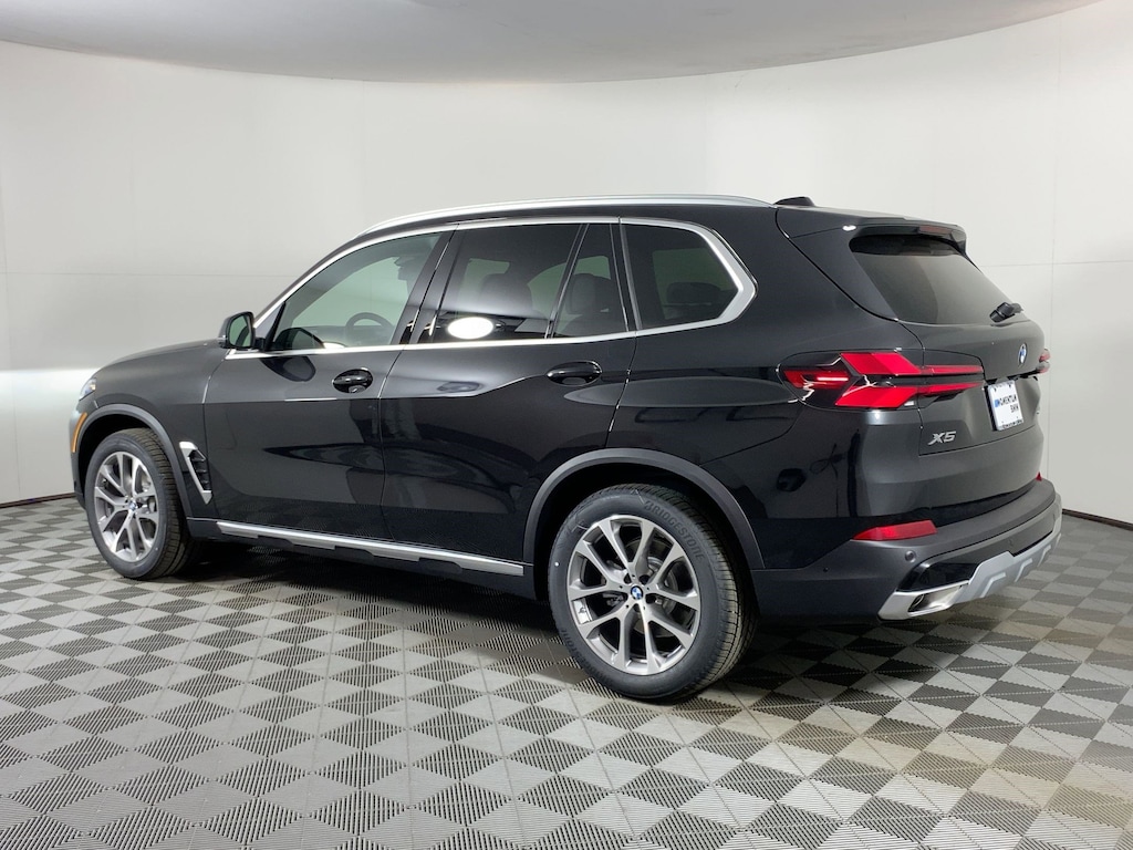 New 2026 BMW X5 xDrive40i SUV