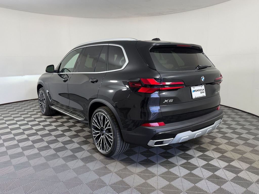 New 2026 BMW X5 sDrive40i SUV