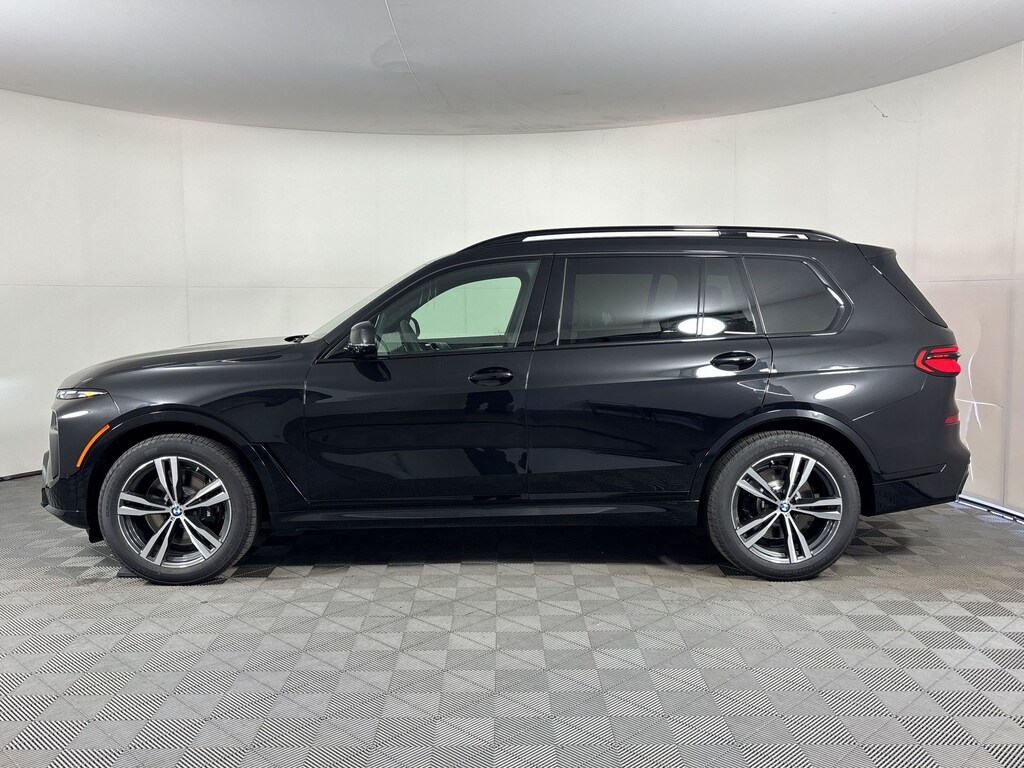 New 2027 BMW X7 xDrive40i SUV