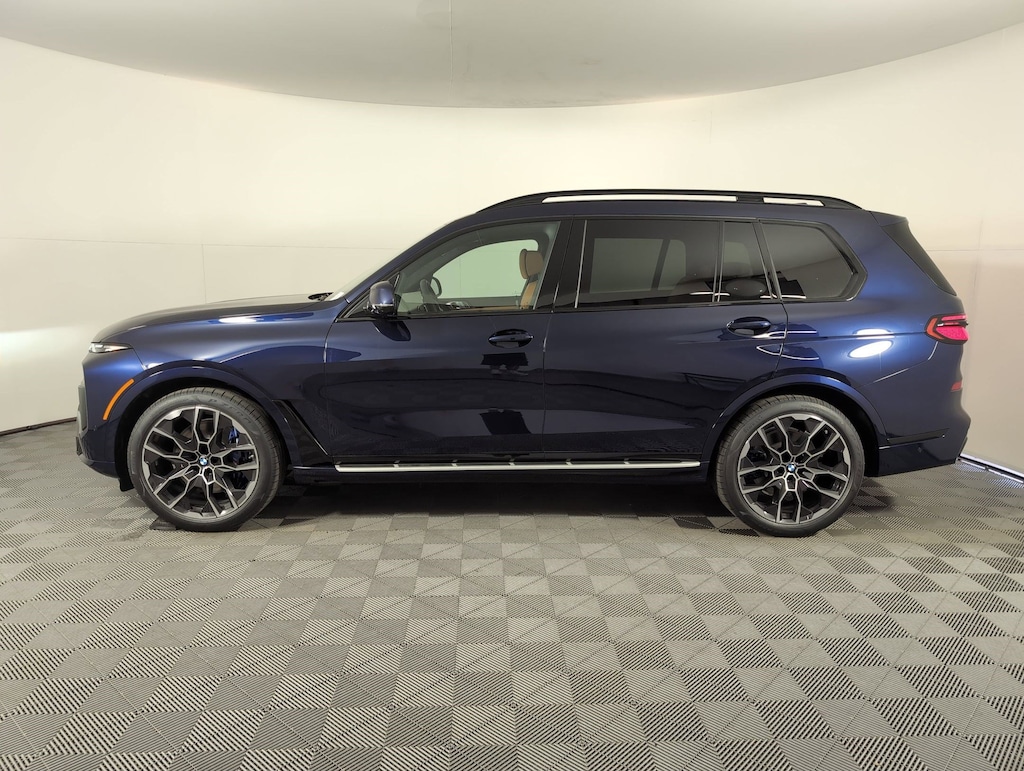 New 2026 BMW X7 xDrive40i SUV