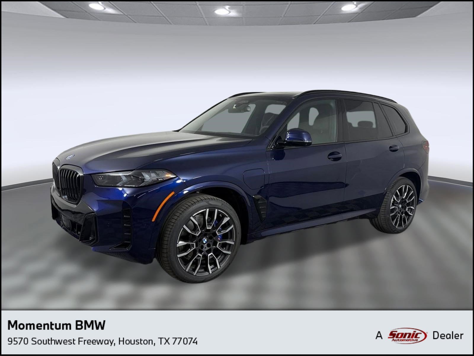 2026 BMW X5 xDrive50e's photo