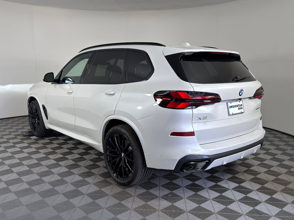 New 2026 BMW X5 sDrive40i SUV
