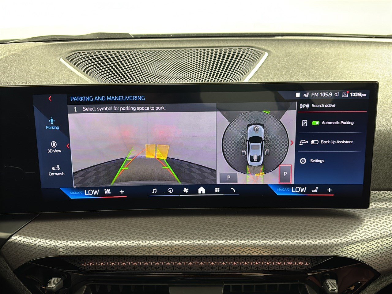 2026 BMW 4 Series M440i - Photo 24