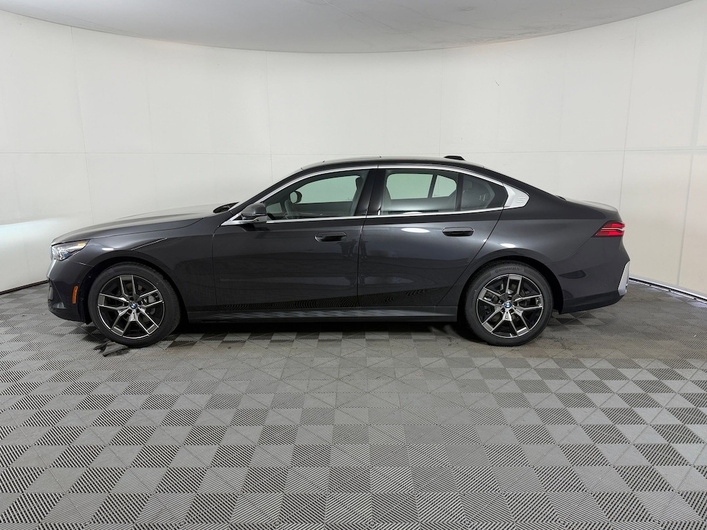 New 2027 BMW 530i Sedan
