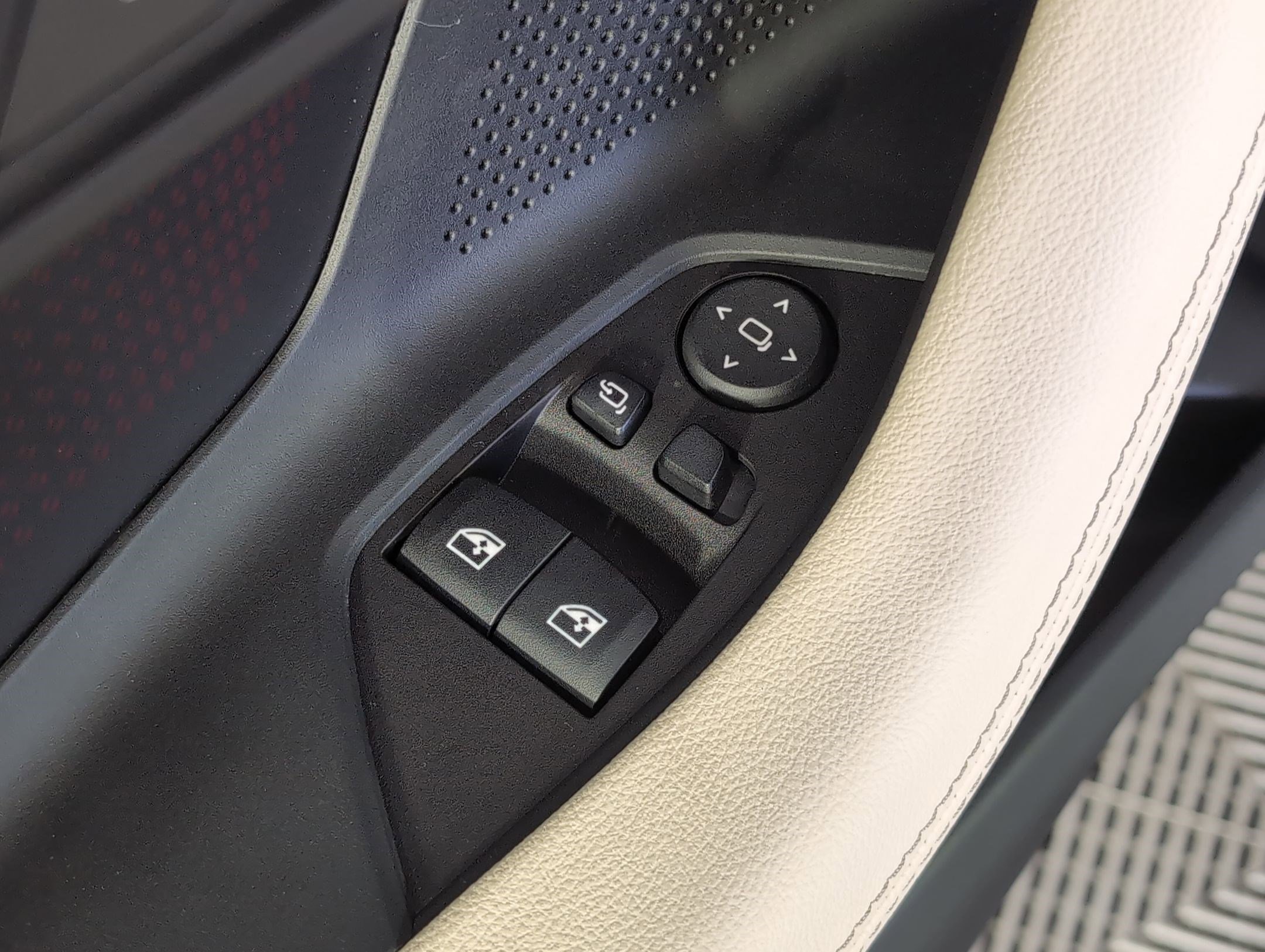 2026 BMW 2 Series 230i - Photo 10