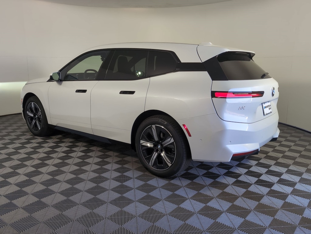 New 2026 BMW iX xDrive45 SUV