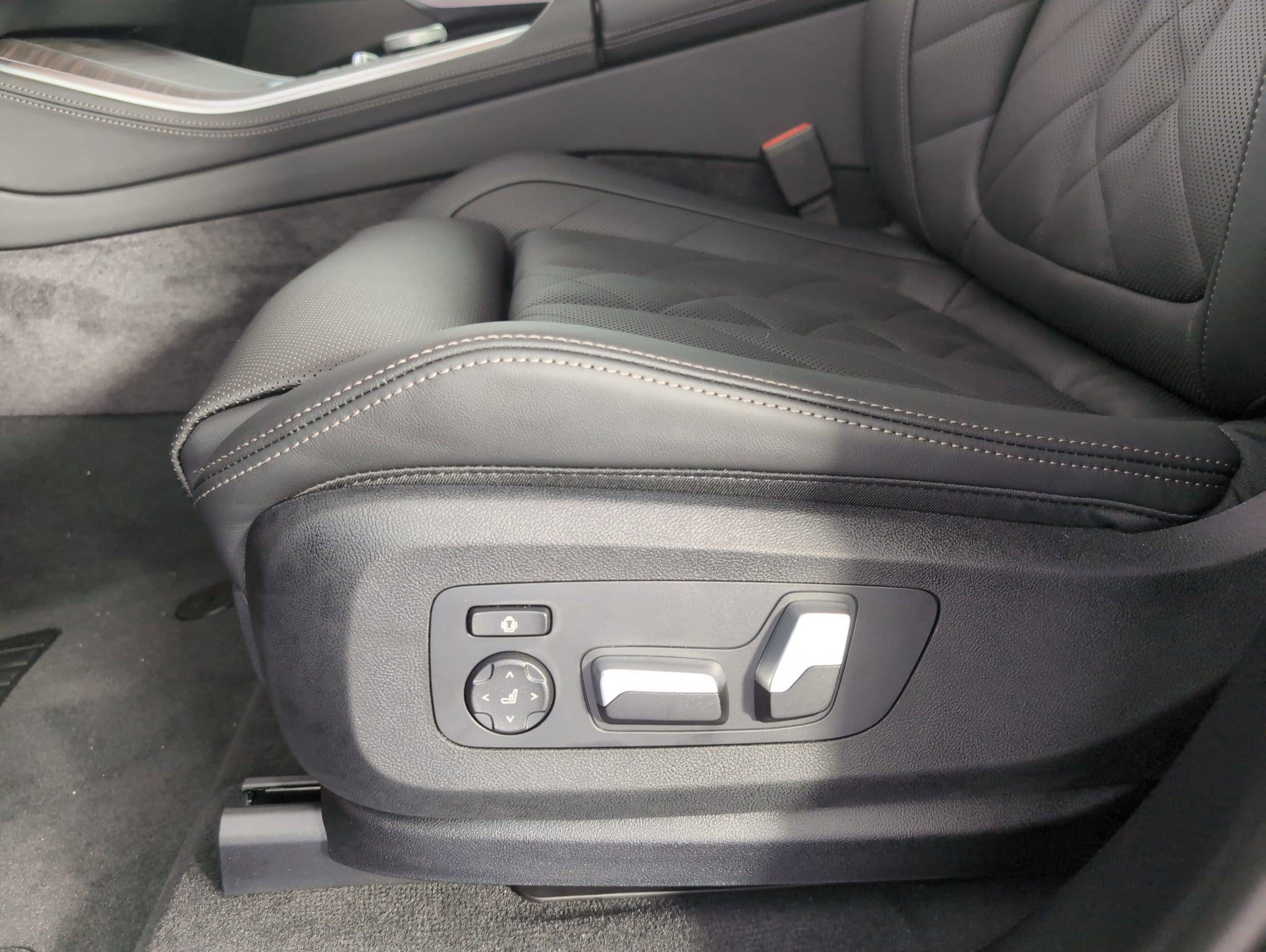 2026 BMW X5 40i - Photo 11