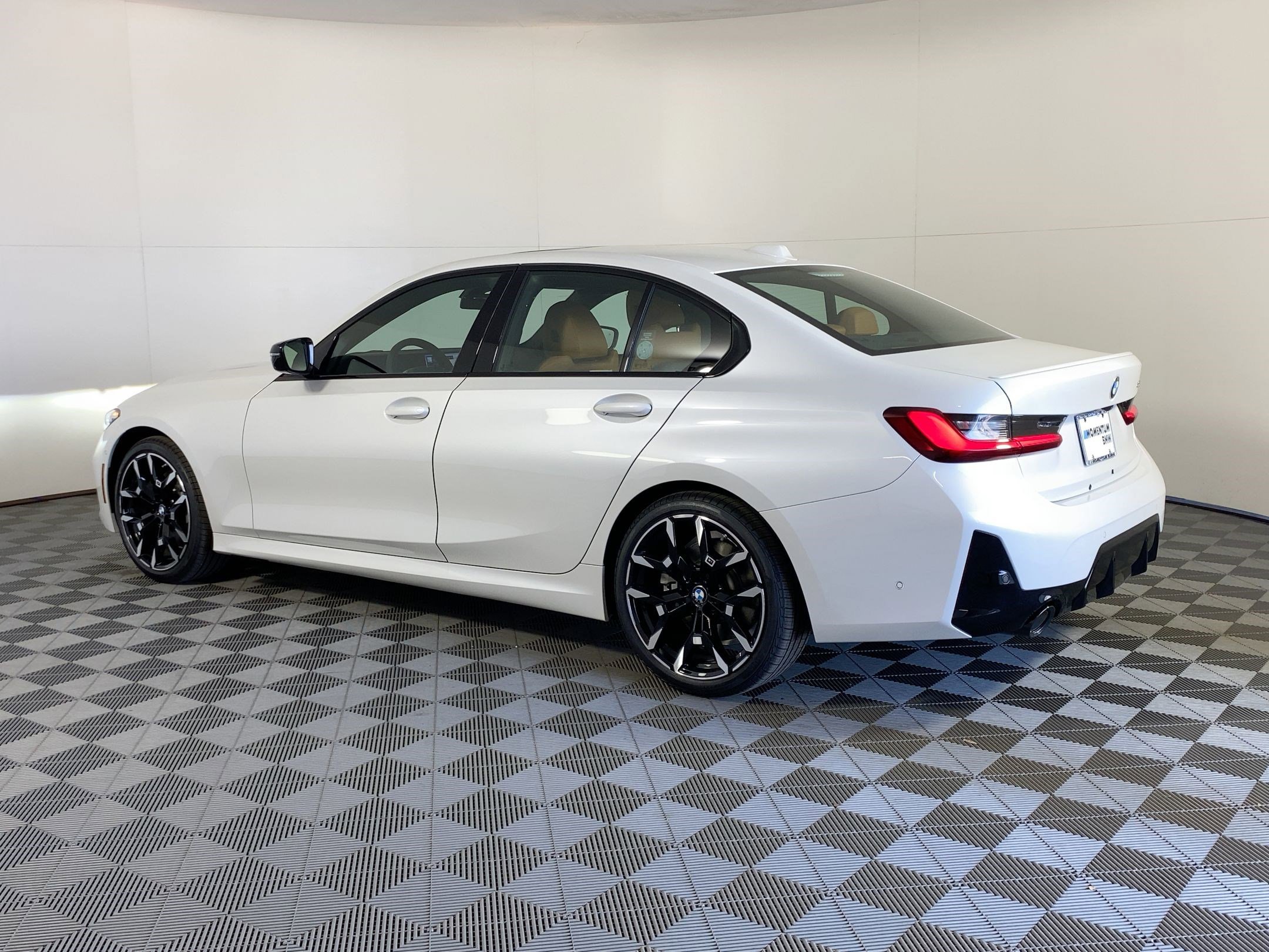 2026 Bmw 330i Sedan photo 3