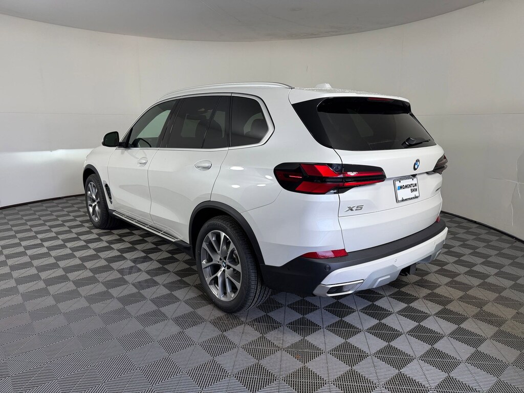 New 2026 BMW X5 xDrive40i SUV