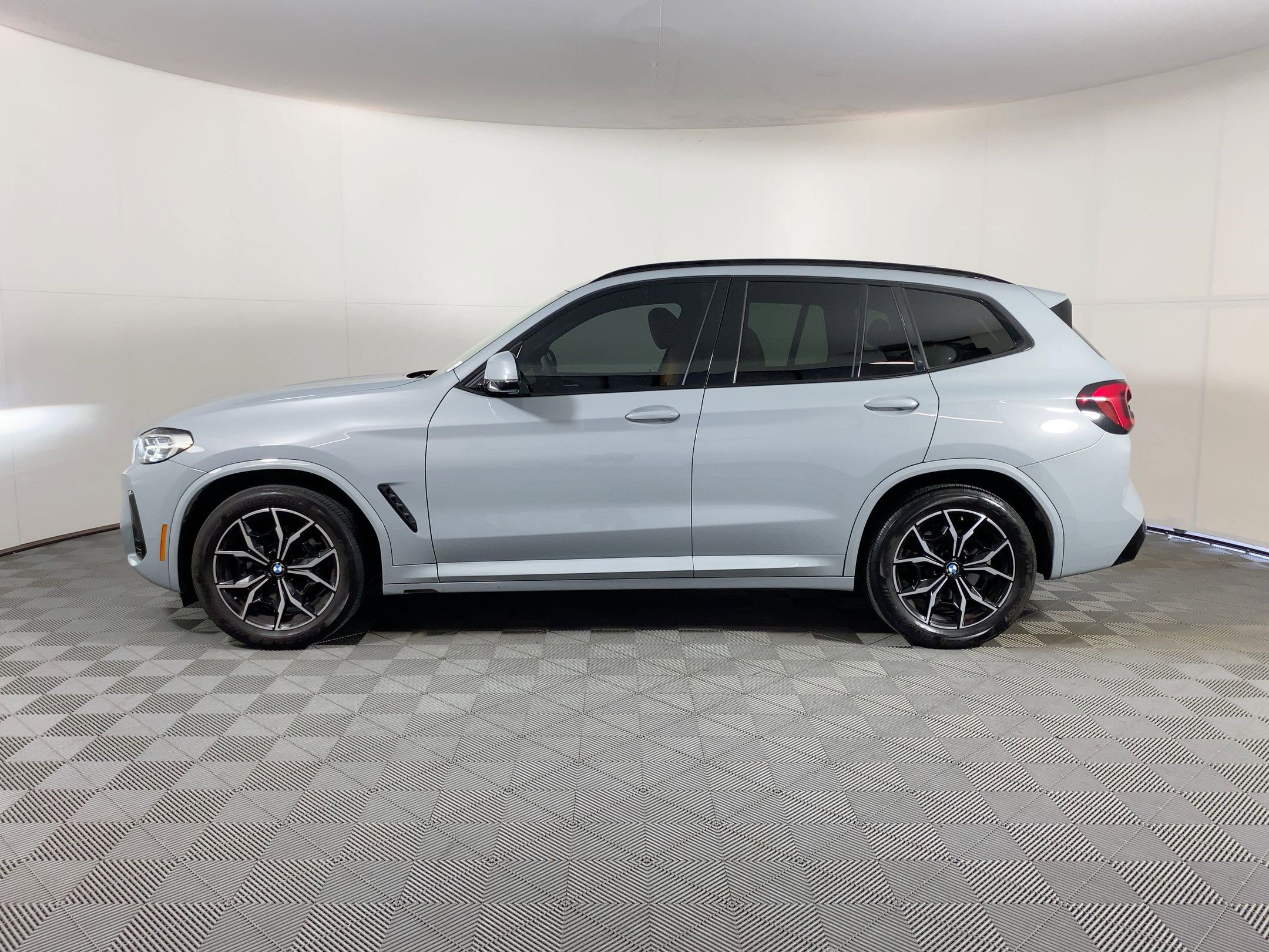 2023 Bmw X3 sDrive30i photo 2