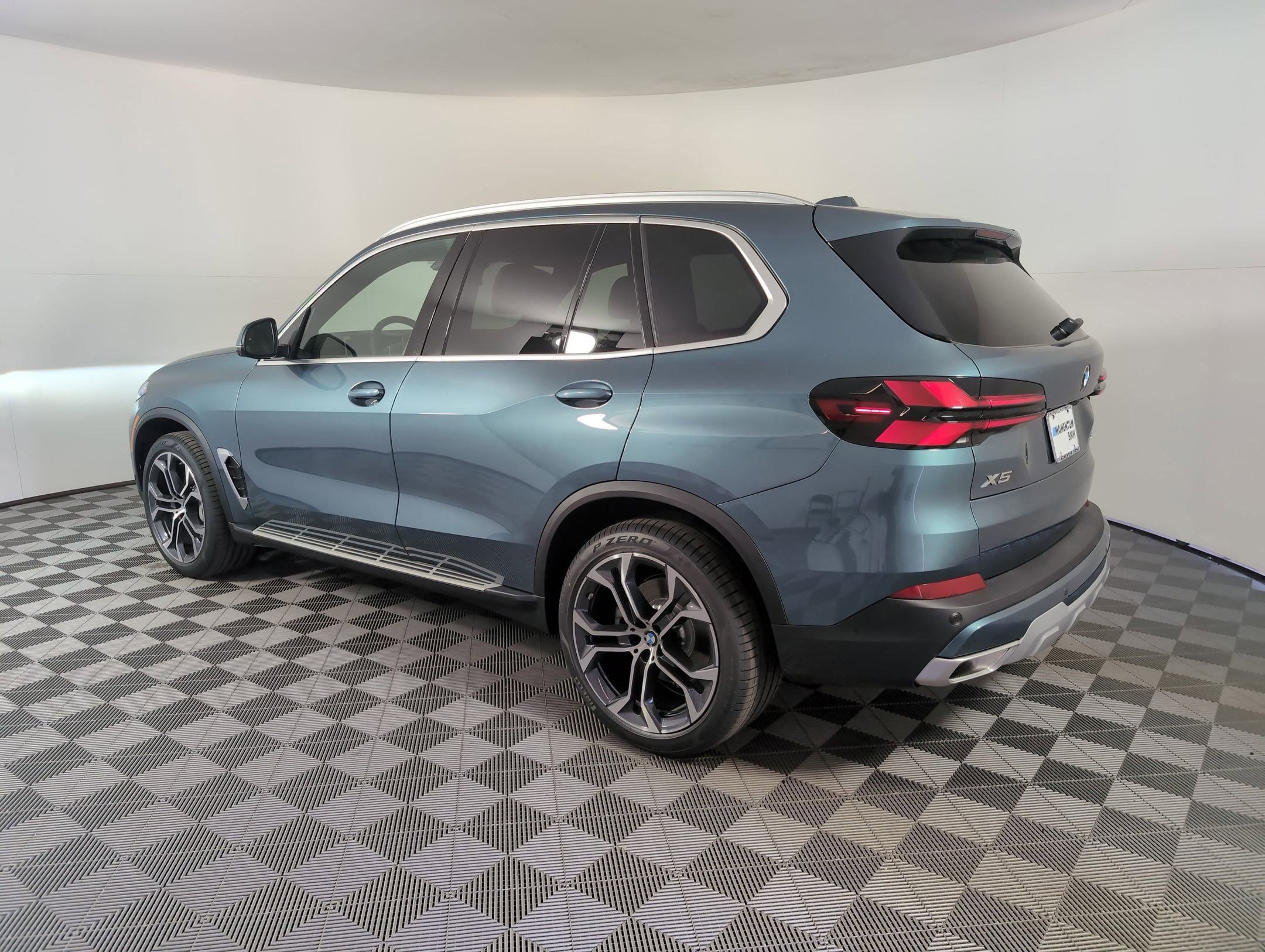 2026 Bmw X5 sDrive40i photo 3