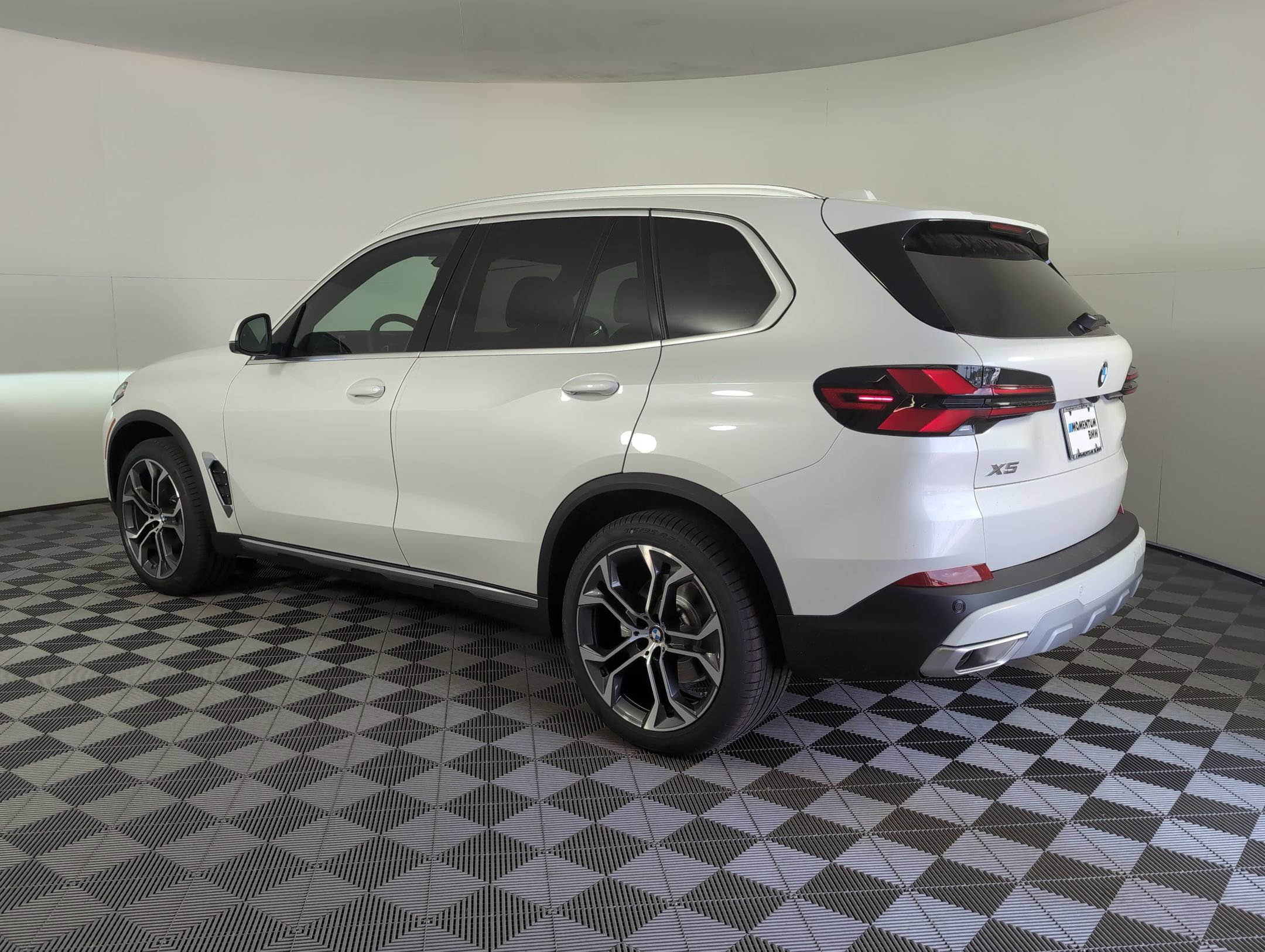 2026 Bmw X5 sDrive40i photo 3