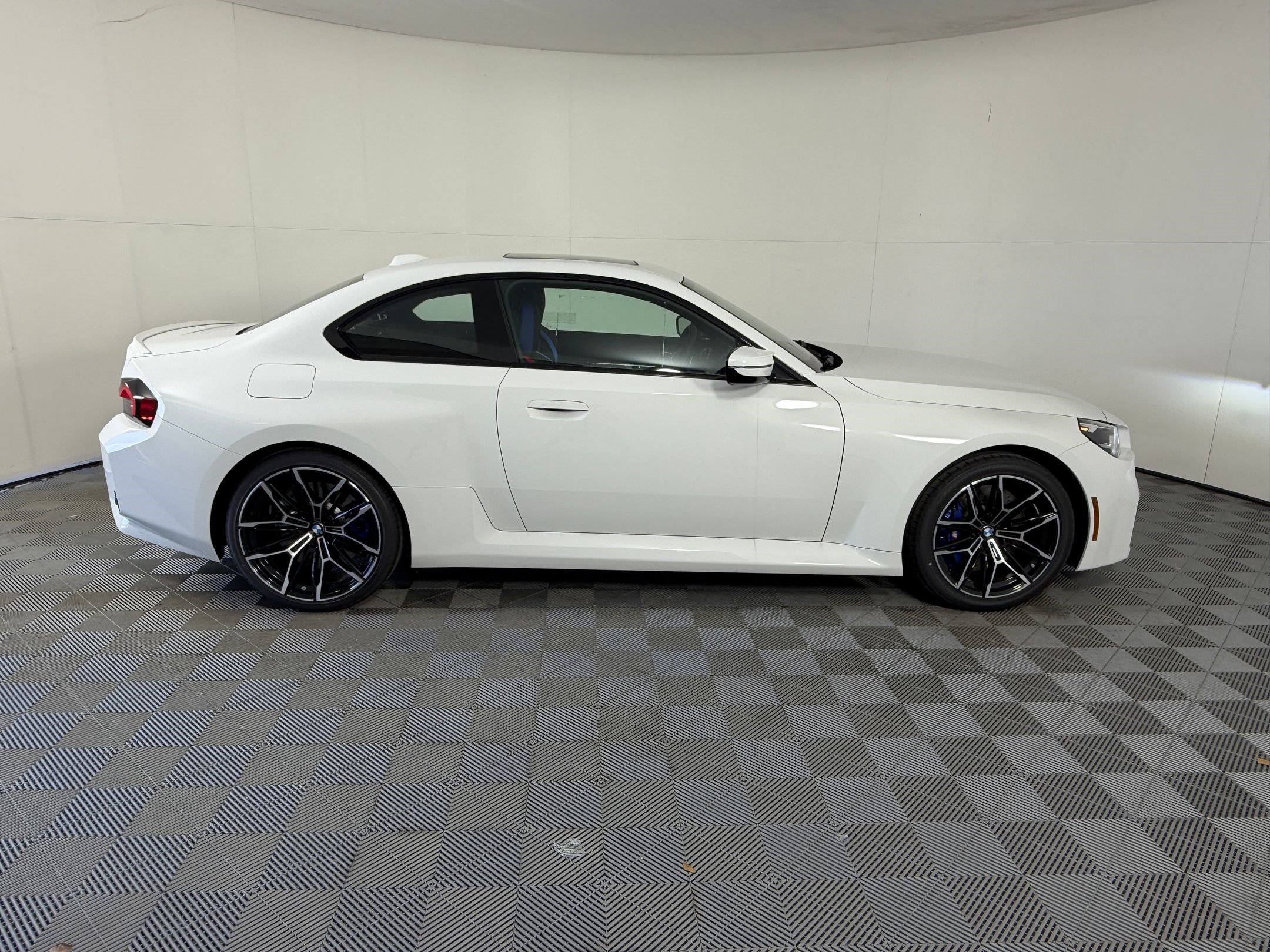 M2 Base Coupe
