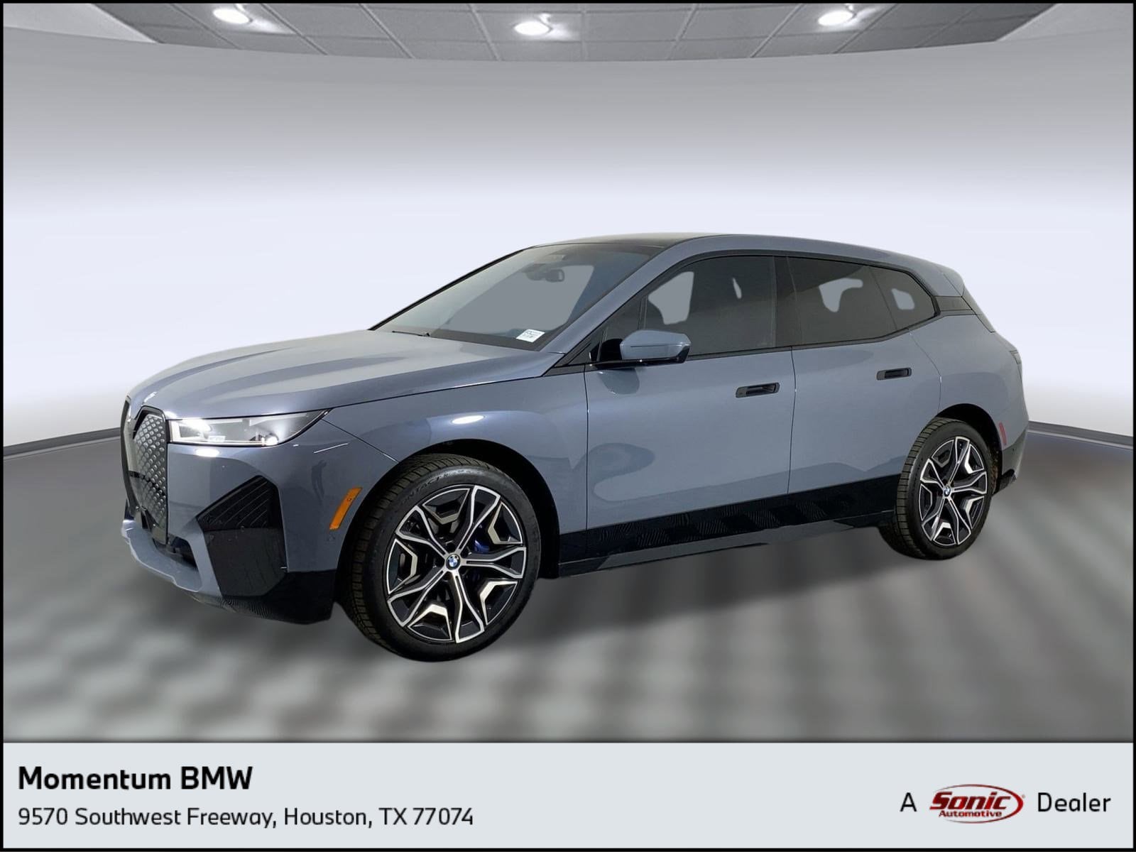 2024 BMW iX Base's photo