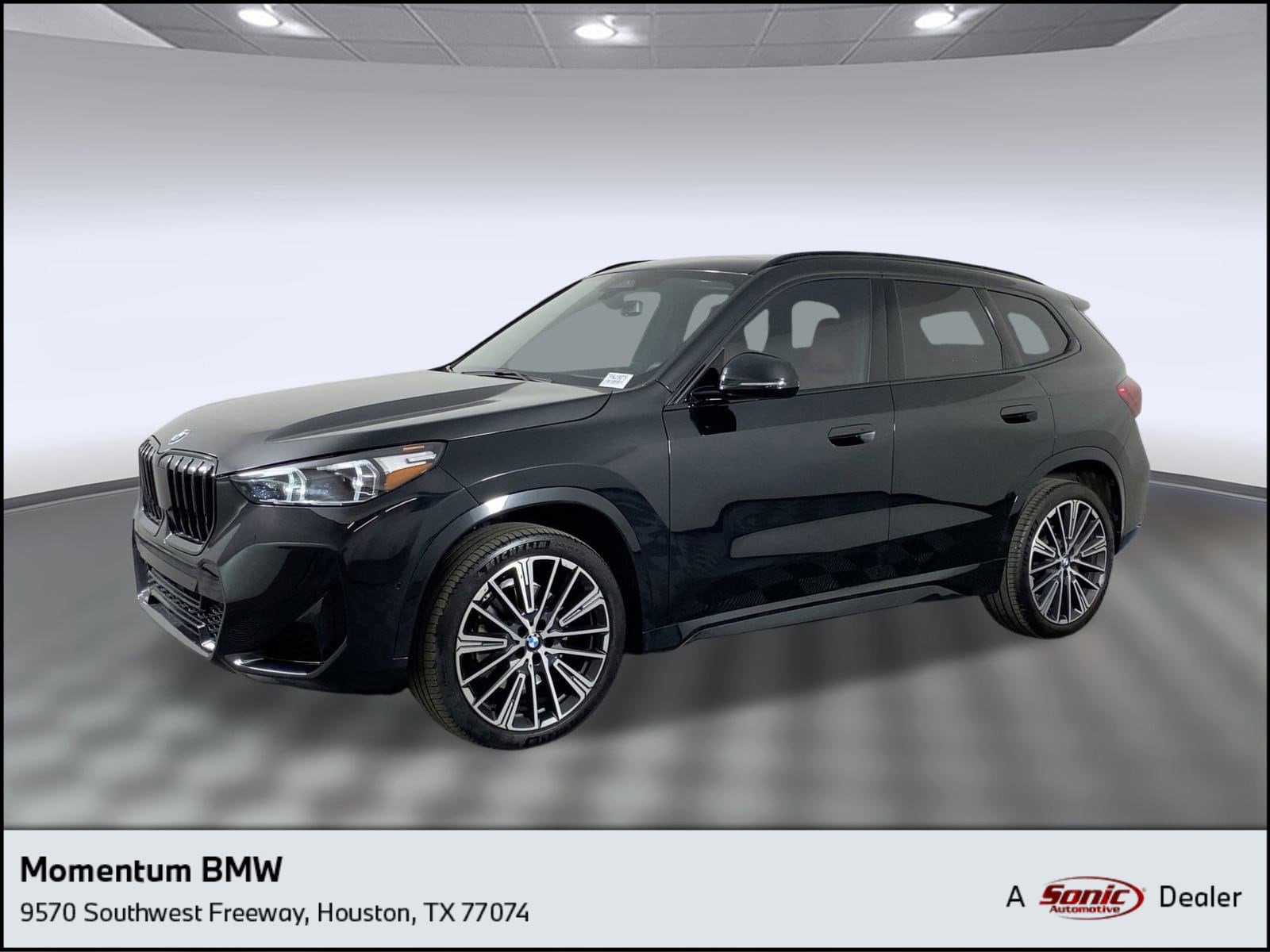 2023 BMW X1 28i's photo