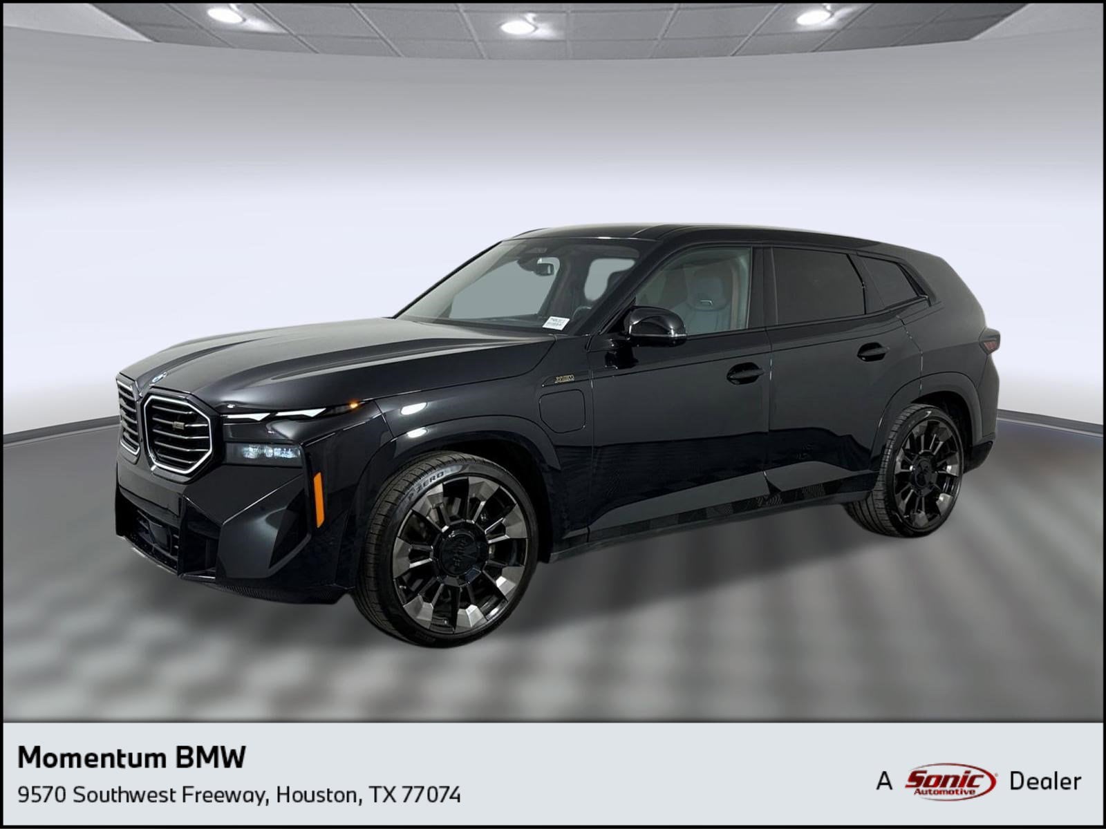 2023 BMW XM -'s photo