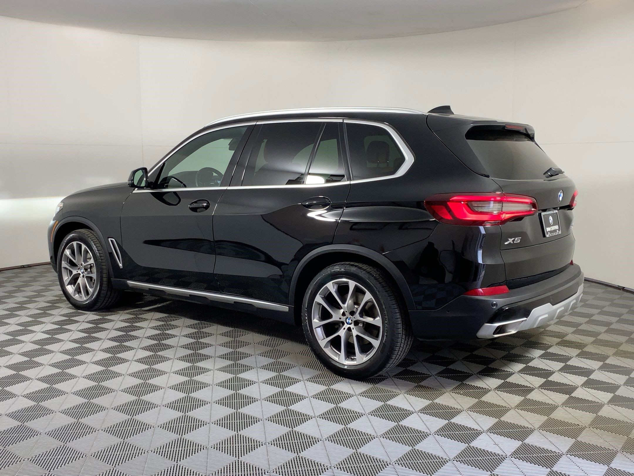 2023 Bmw X5 sDrive40i photo 3