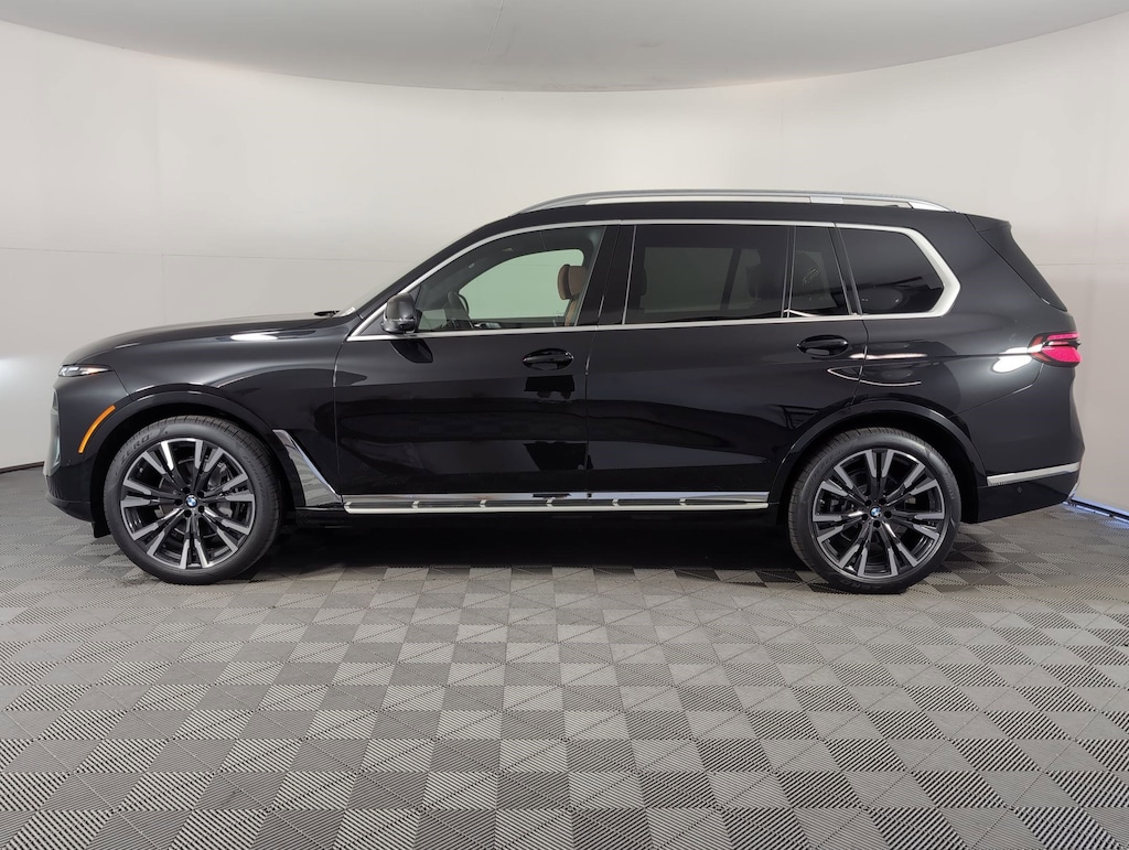 New 2026 BMW X7 xDrive40i SUV
