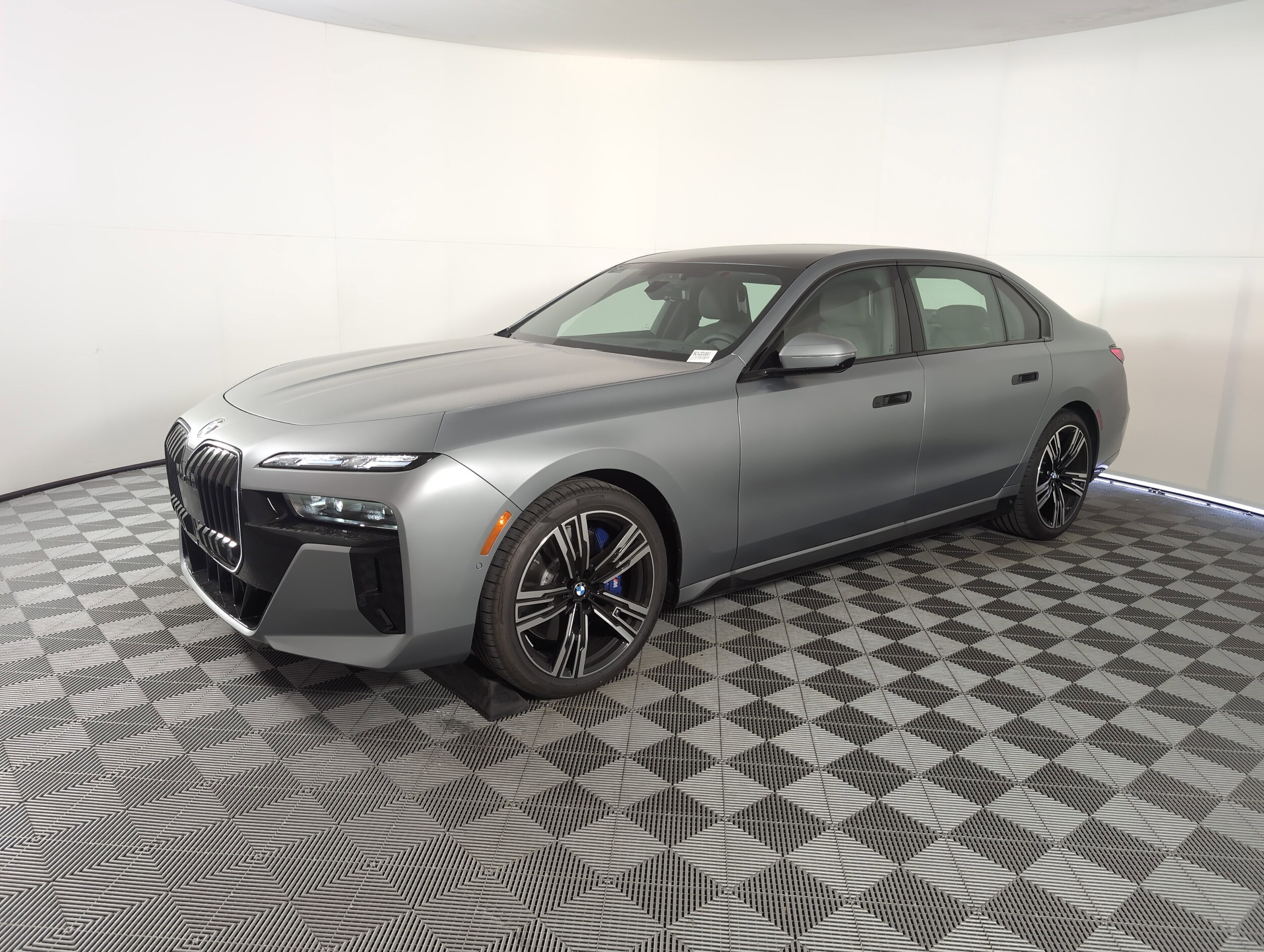 2025 Bmw 760i xDrive photo 3