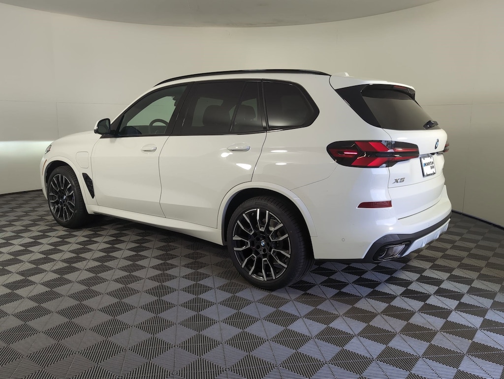 New 2026 BMW X5 PHEV xDrive50e SUV