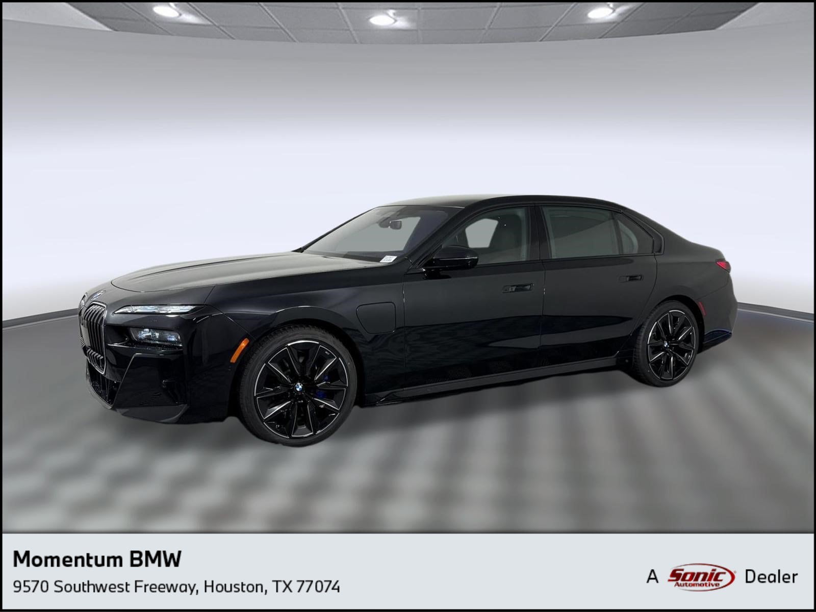New 2026 BMW 750e xDrive