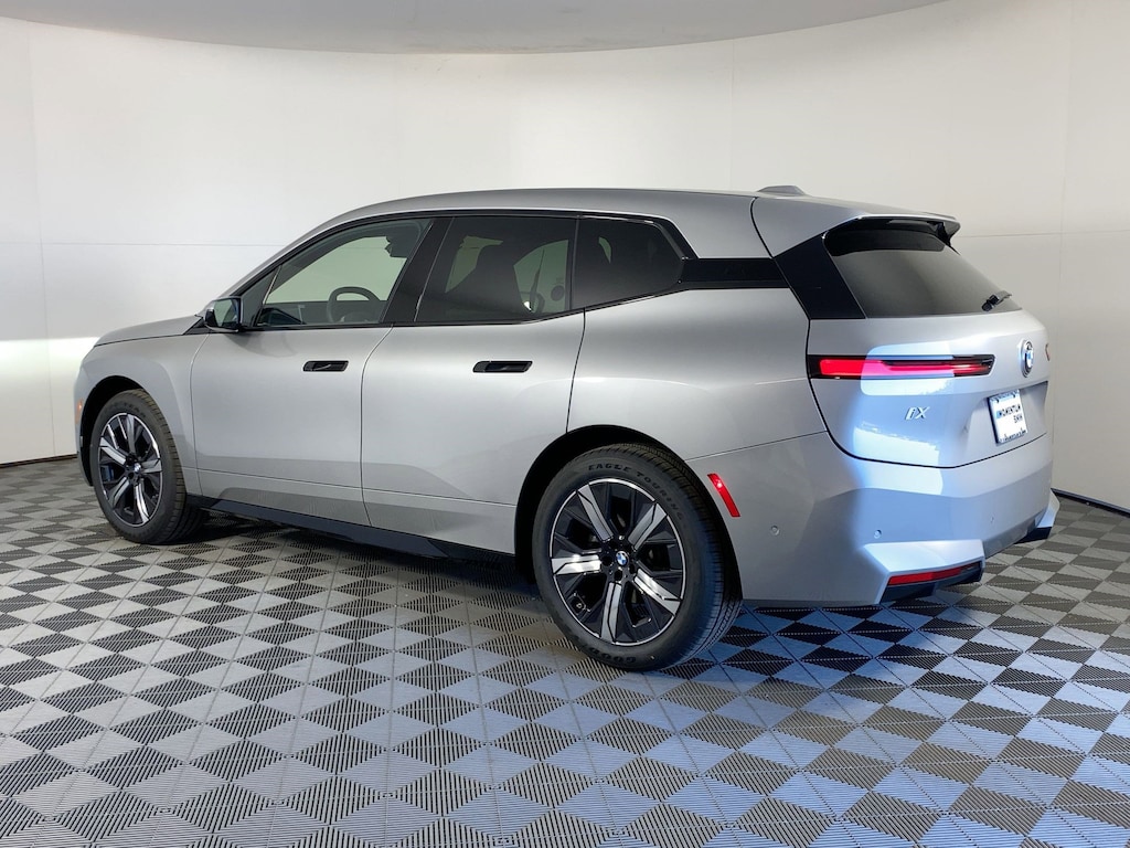 New 2026 BMW iX xDrive45 SUV