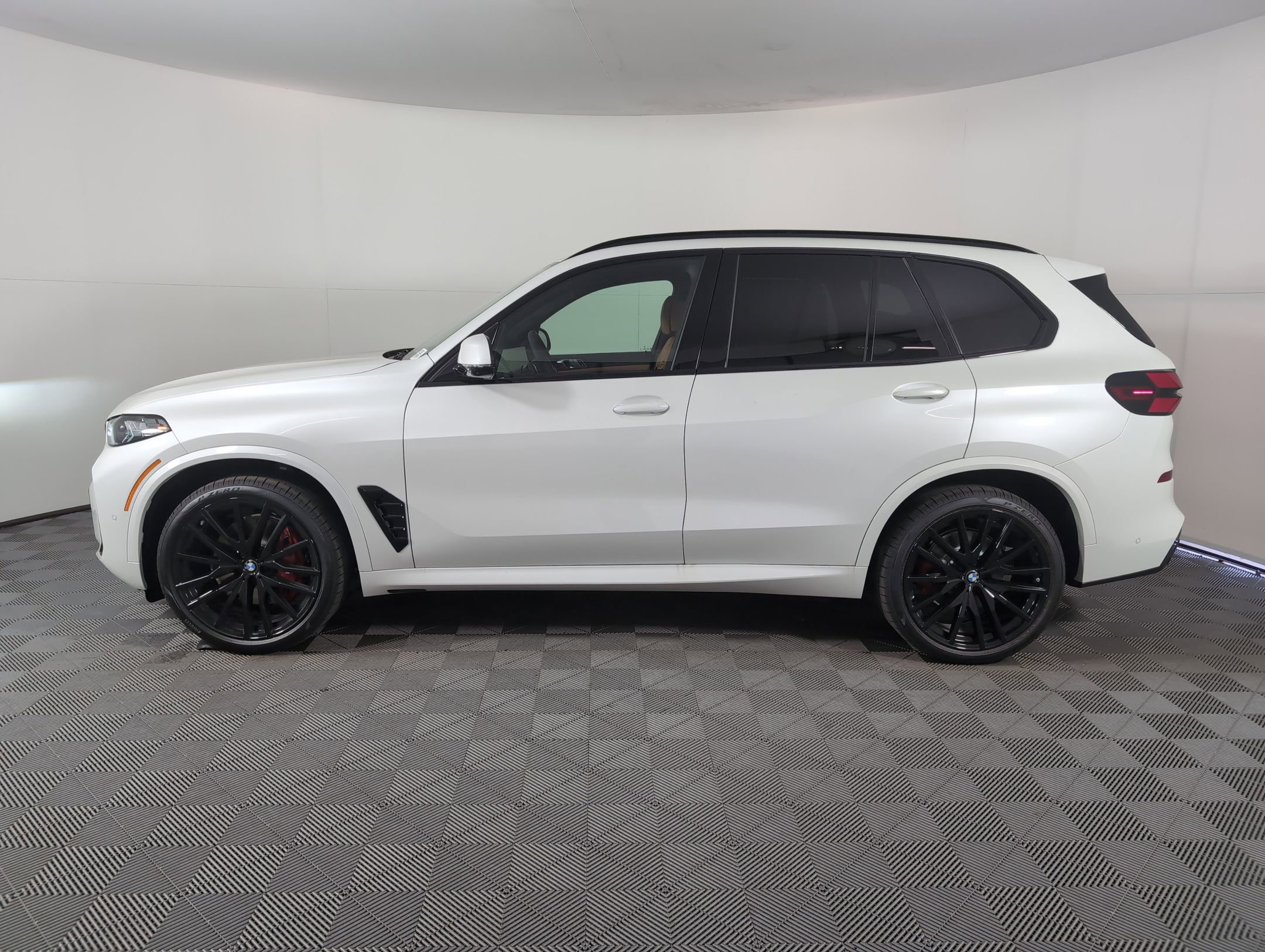 2026 Bmw X5 sDrive40i photo 2