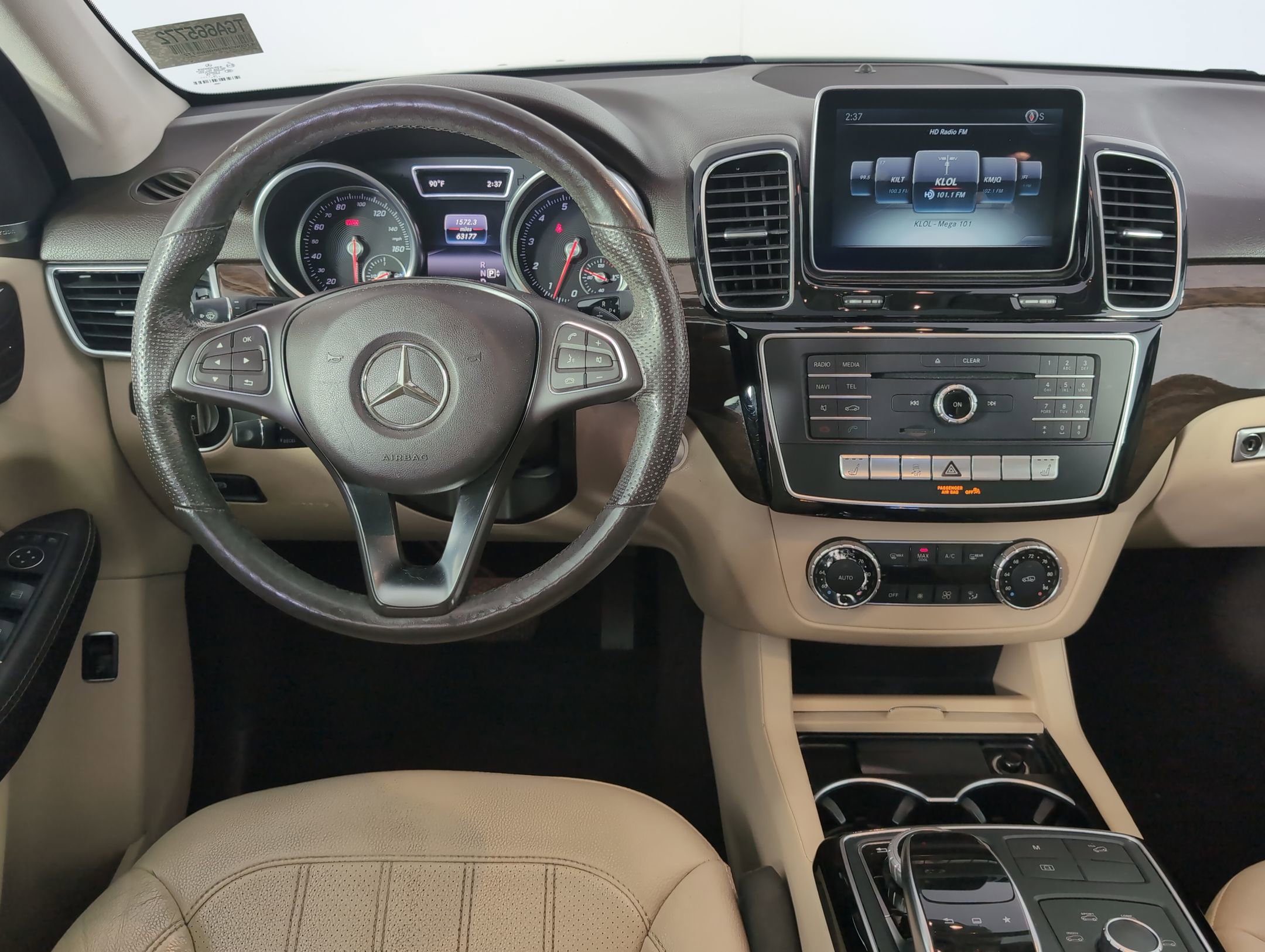 2016 Mercedes Benz GLE 350 4MATIC photo 4