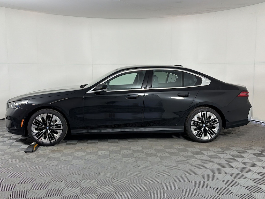 New 2027 BMW 530i Sedan