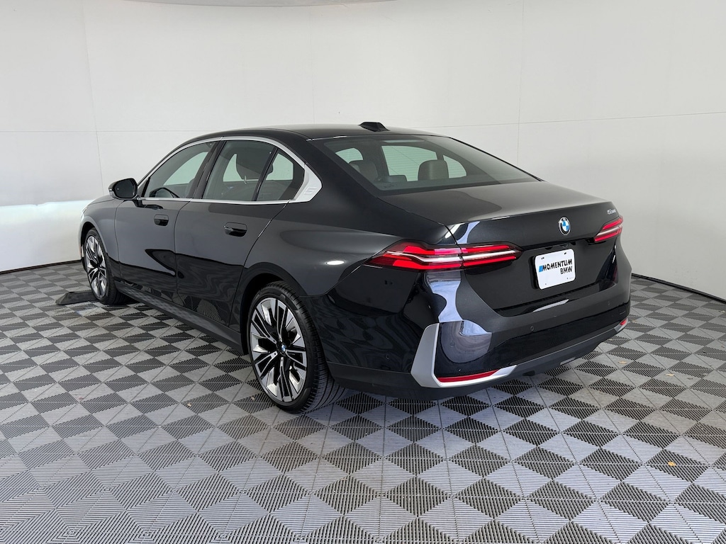 Certified 2025 BMW 530i Sedan