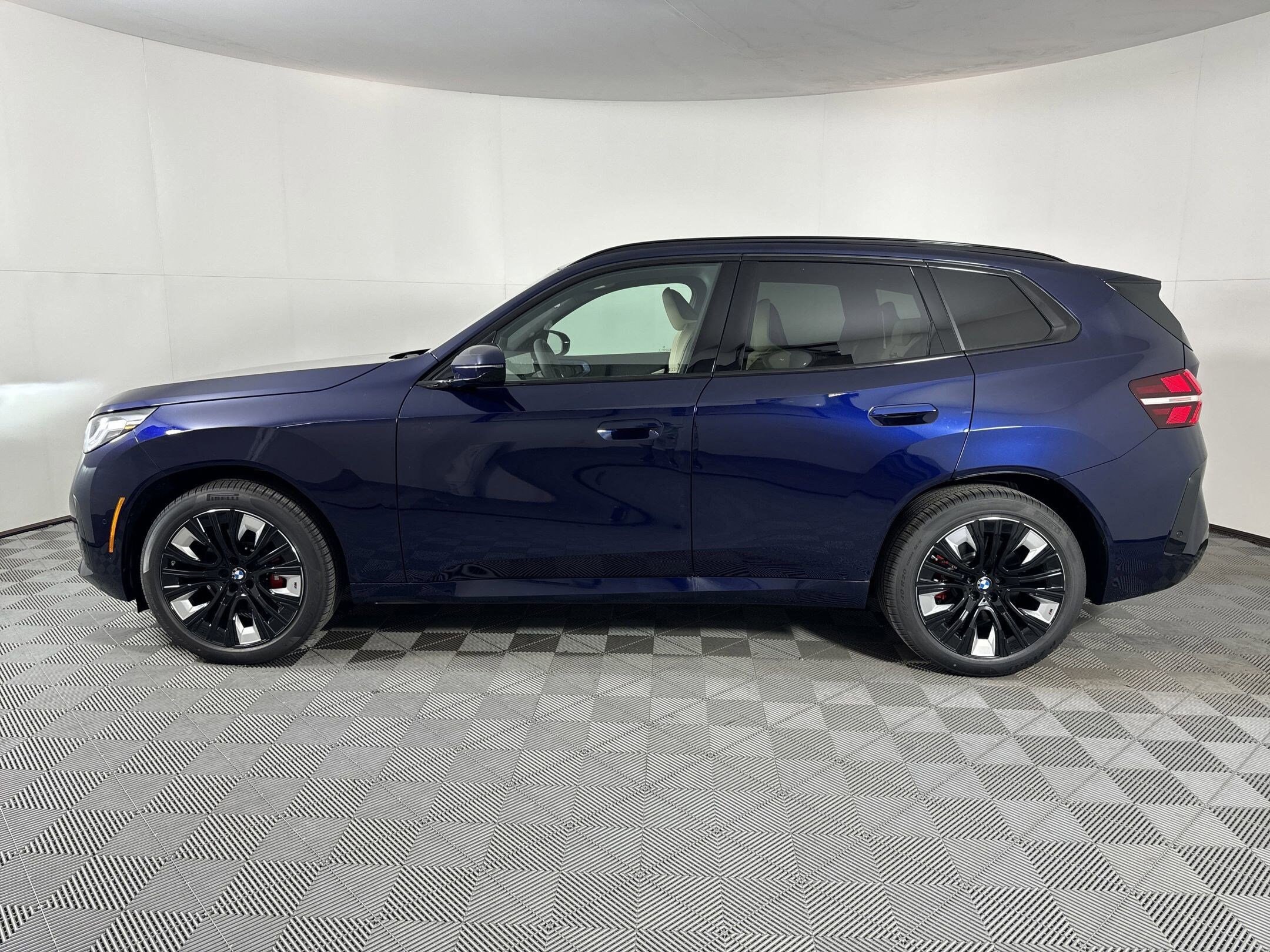 2025 Bmw X3 30x Drive photo 2