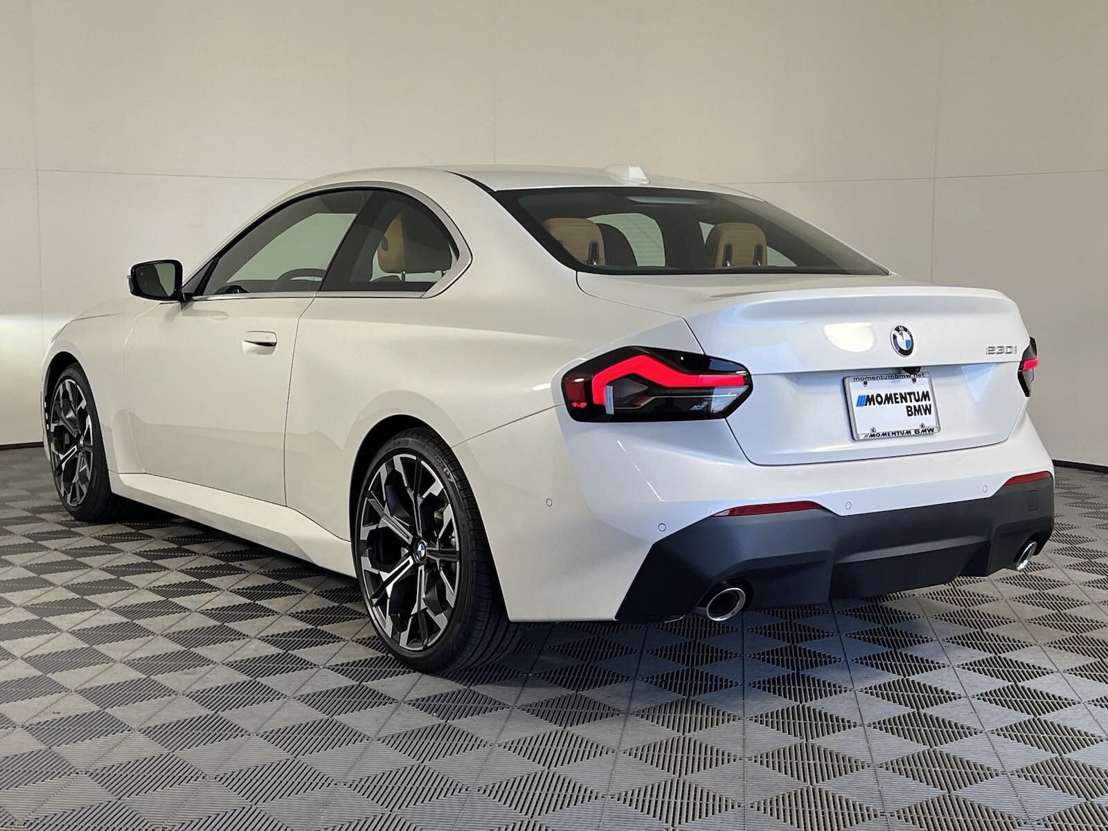 2025 Bmw 230i Coupe photo 3