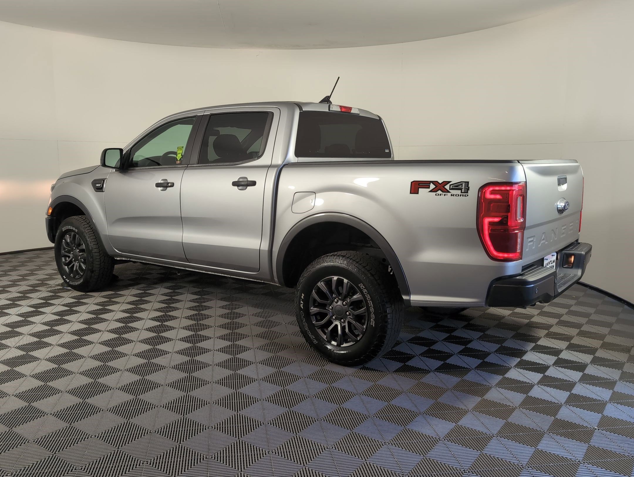 2020 Ford Ranger XLT photo 2