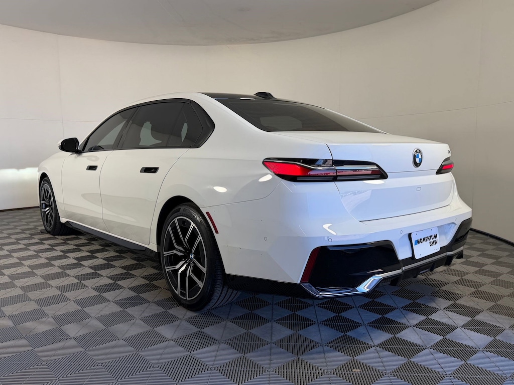 Used 2023 BMW 740i Sedan