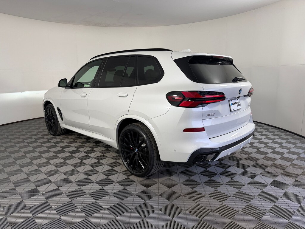 New 2026 BMW X5 sDrive40i SUV
