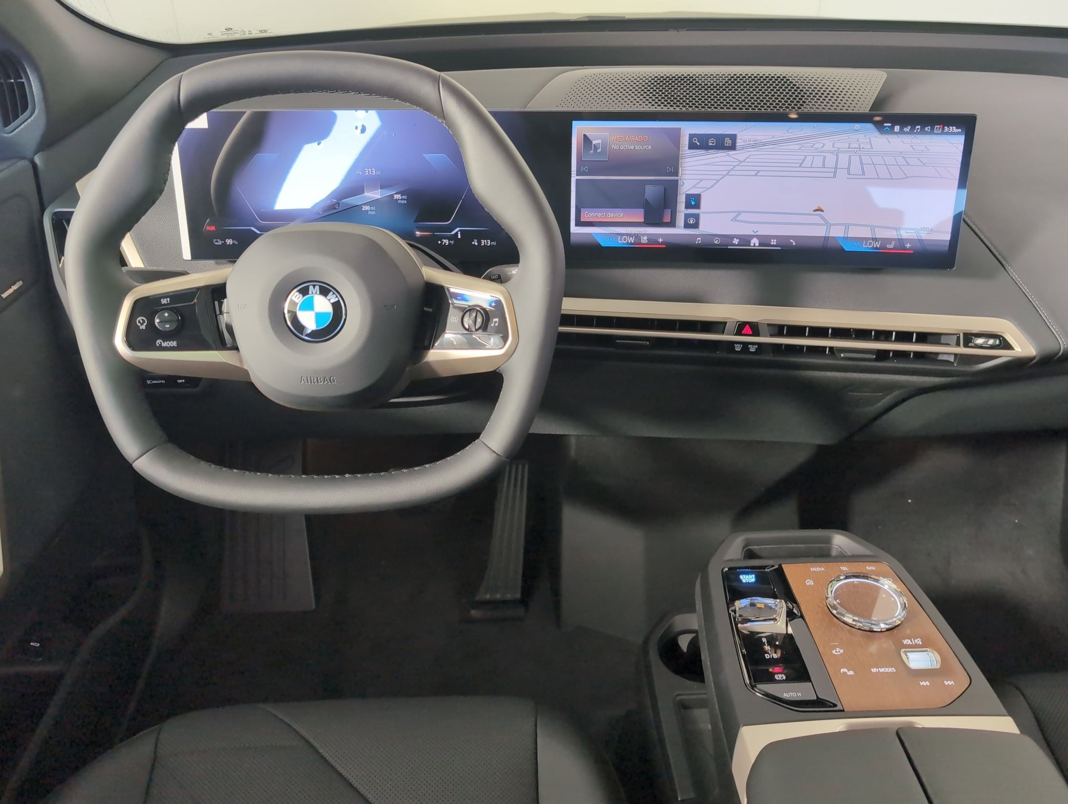 2026 Bmw iX photo 4