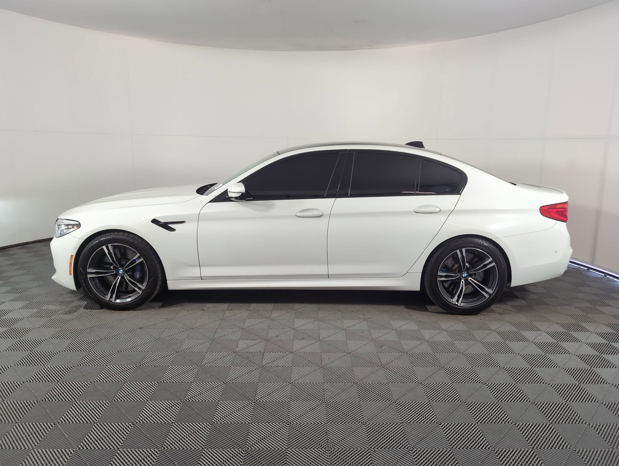 2020 Bmw M5 5 photo 2