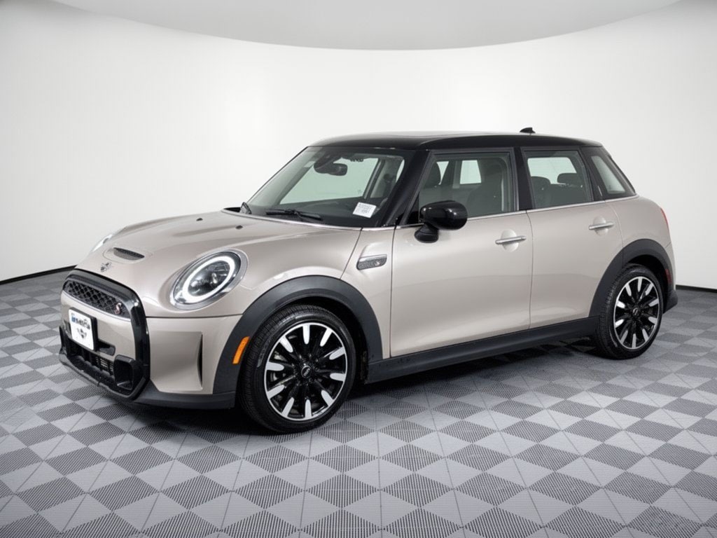 2024 Mini Hardtop 4 Door