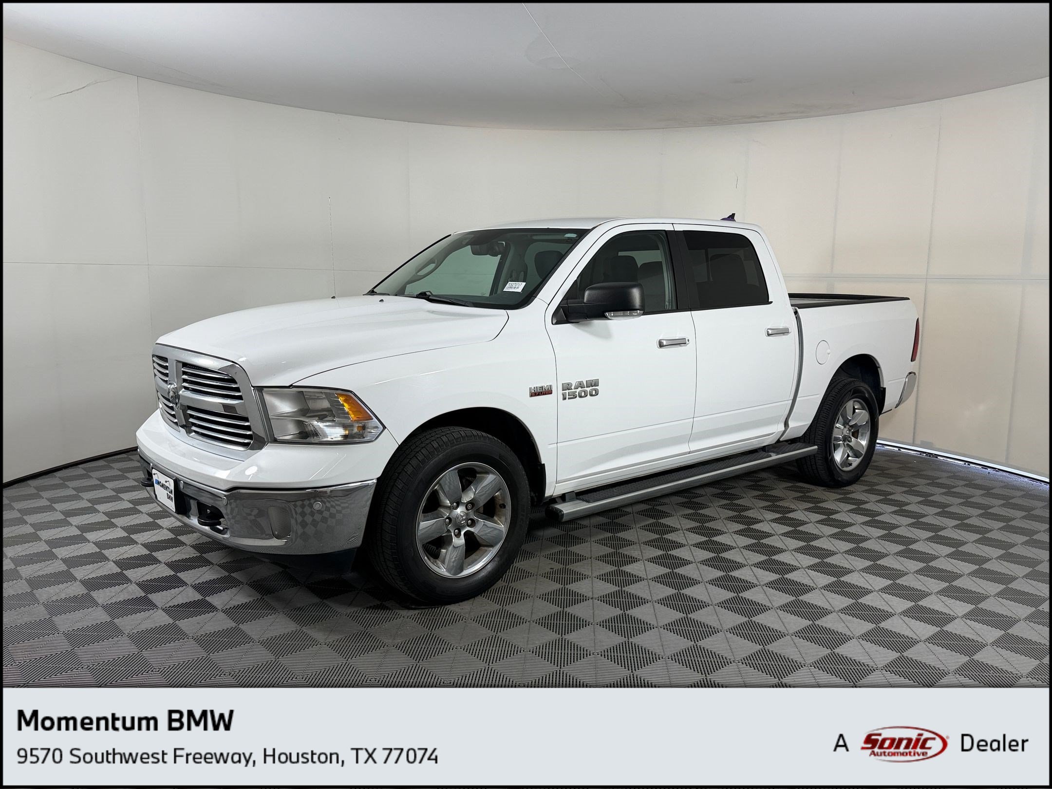 2014 RAM 1500 SLT 4x4 Crew Cab's photo