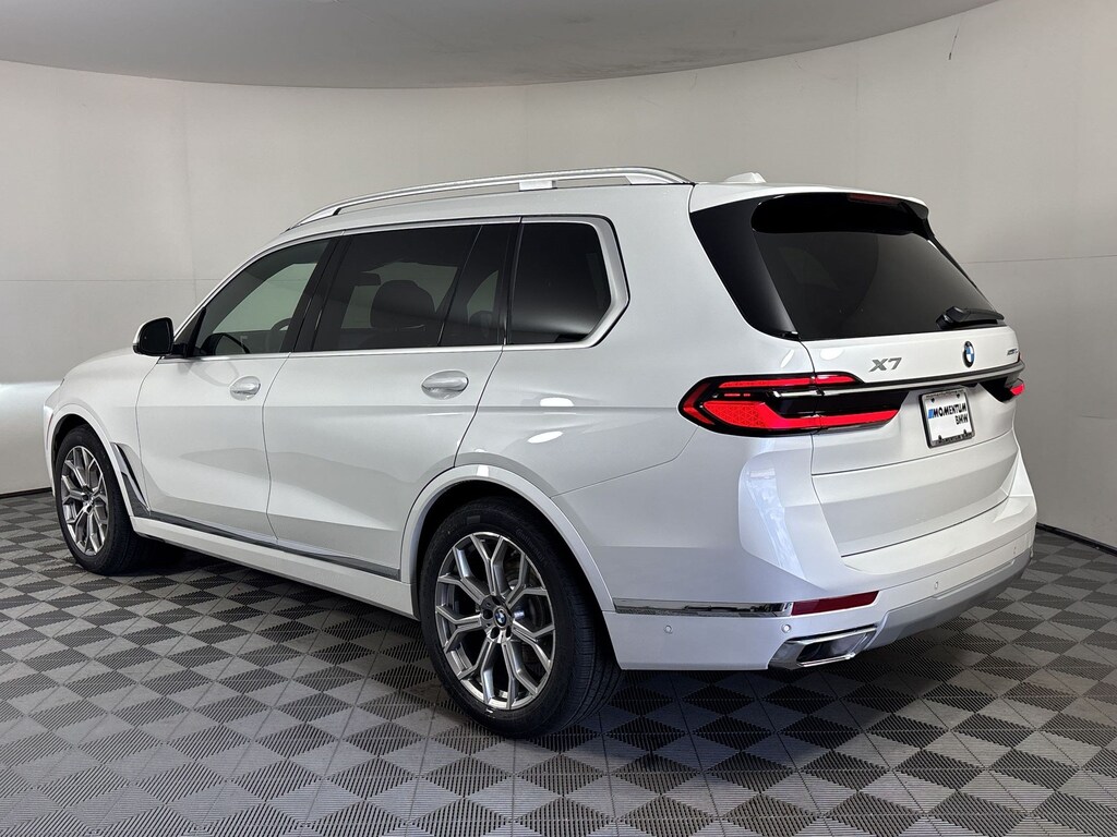 New 2027 BMW X7 xDrive40i SUV