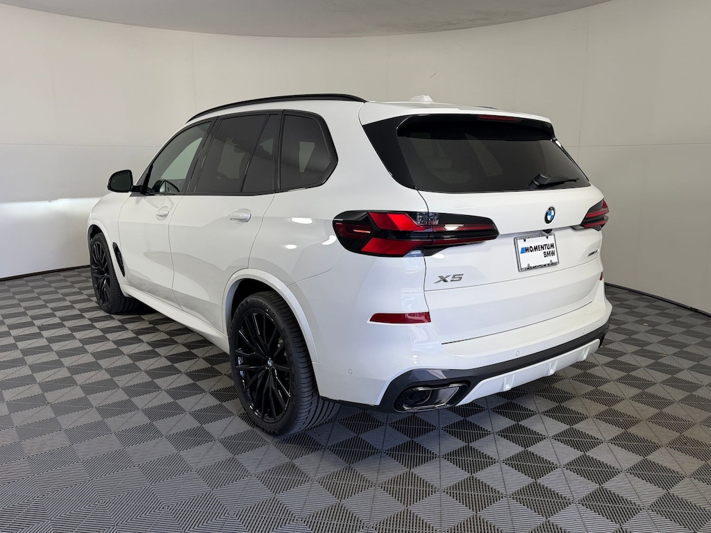 New 2026 BMW X5 sDrive40i SUV
