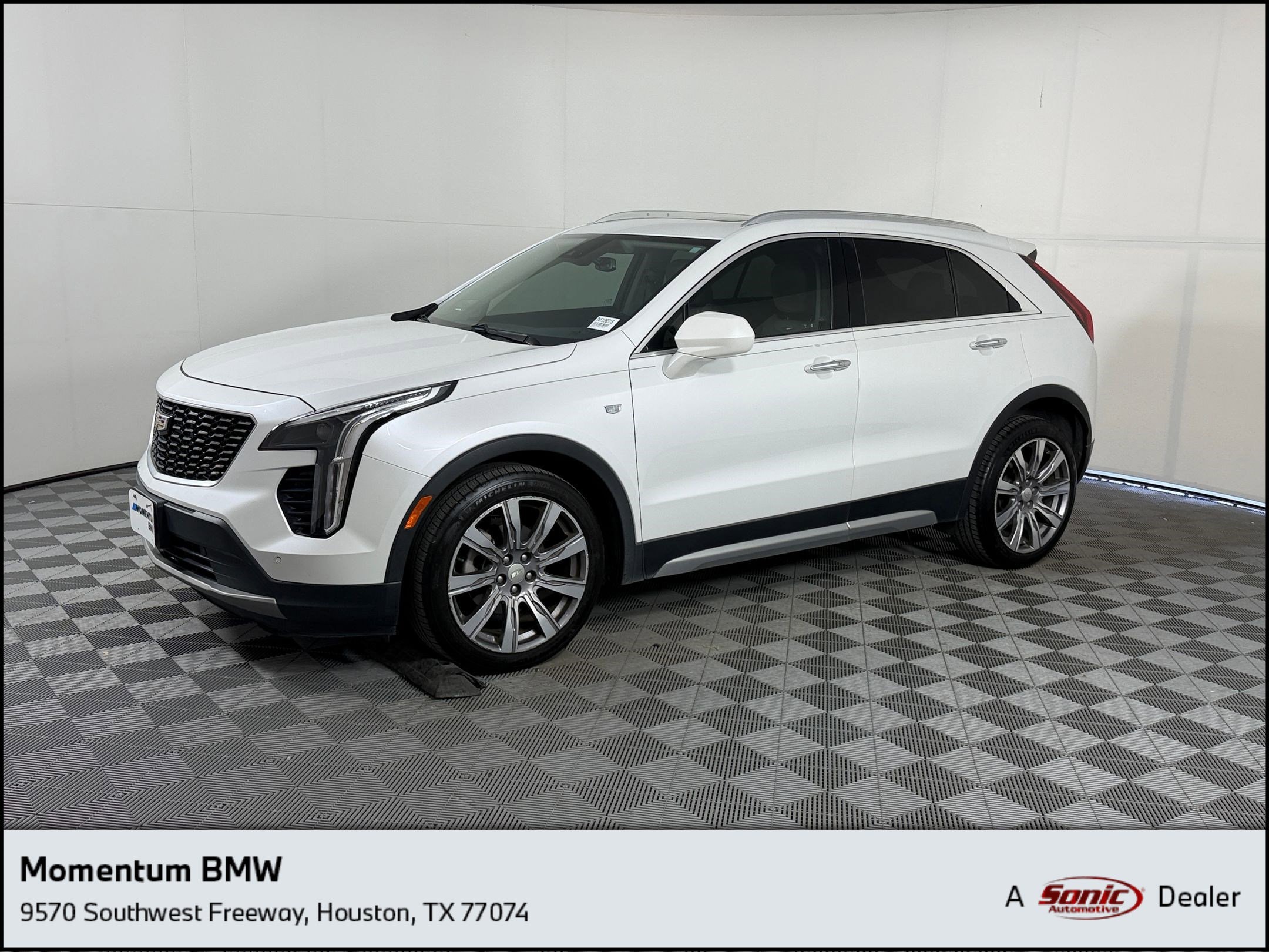 2019 Cadillac XT4 Premium Luxury's photo