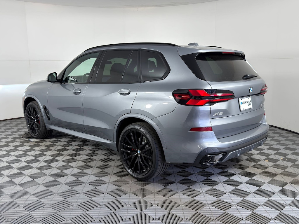 New 2026 BMW X5 sDrive40i SUV