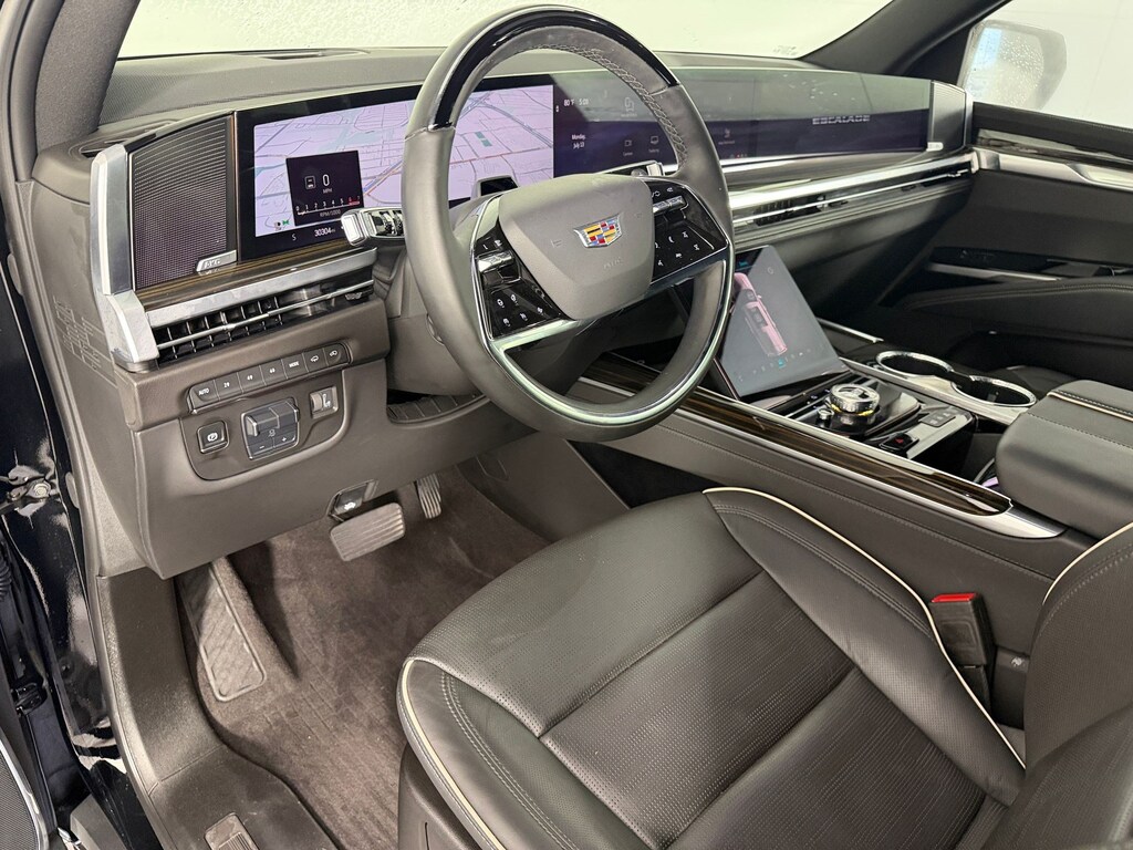 Used 2025 CADILLAC Escalade Premium Luxury SUV