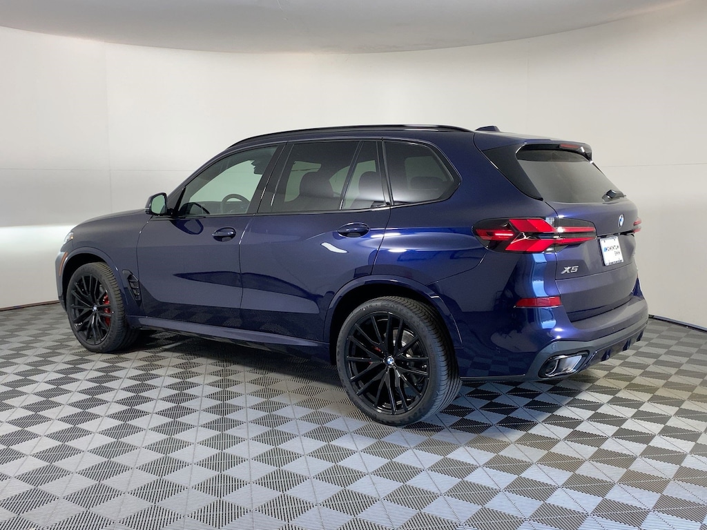 New 2026 BMW X5 sDrive40i SUV