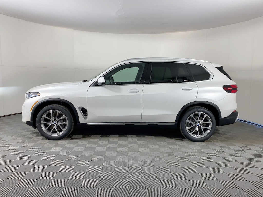 New 2026 BMW X5 xDrive40i SUV