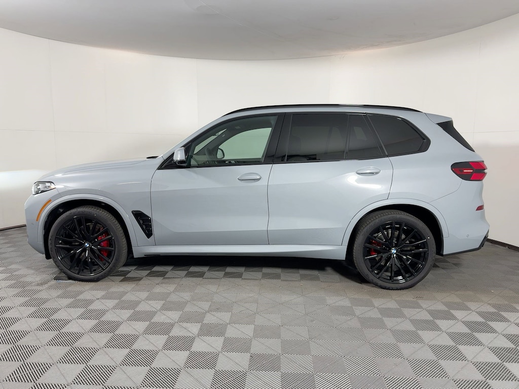 New 2026 BMW X5 sDrive40i SUV