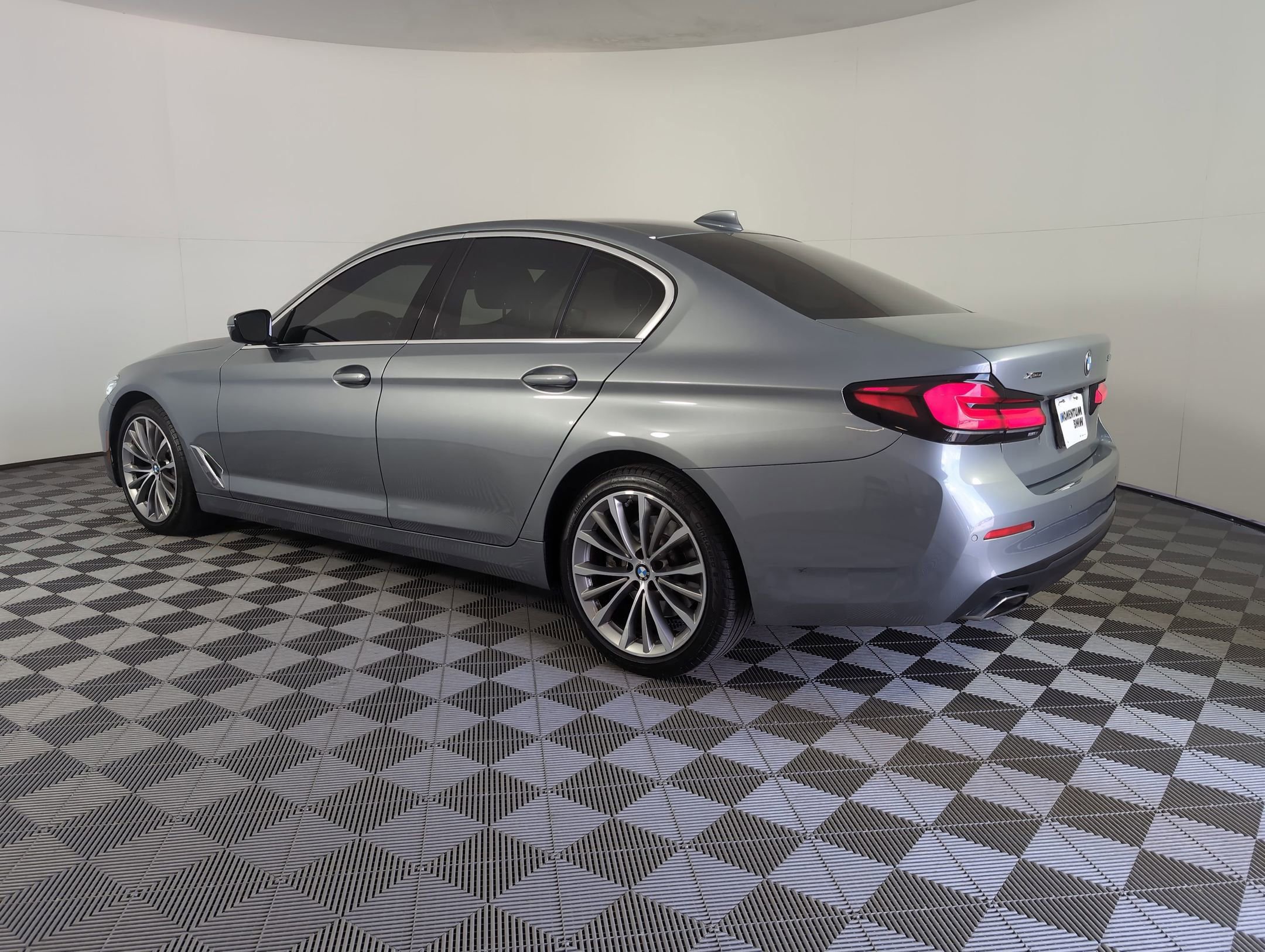 2023 Bmw 530i xDrive photo 3