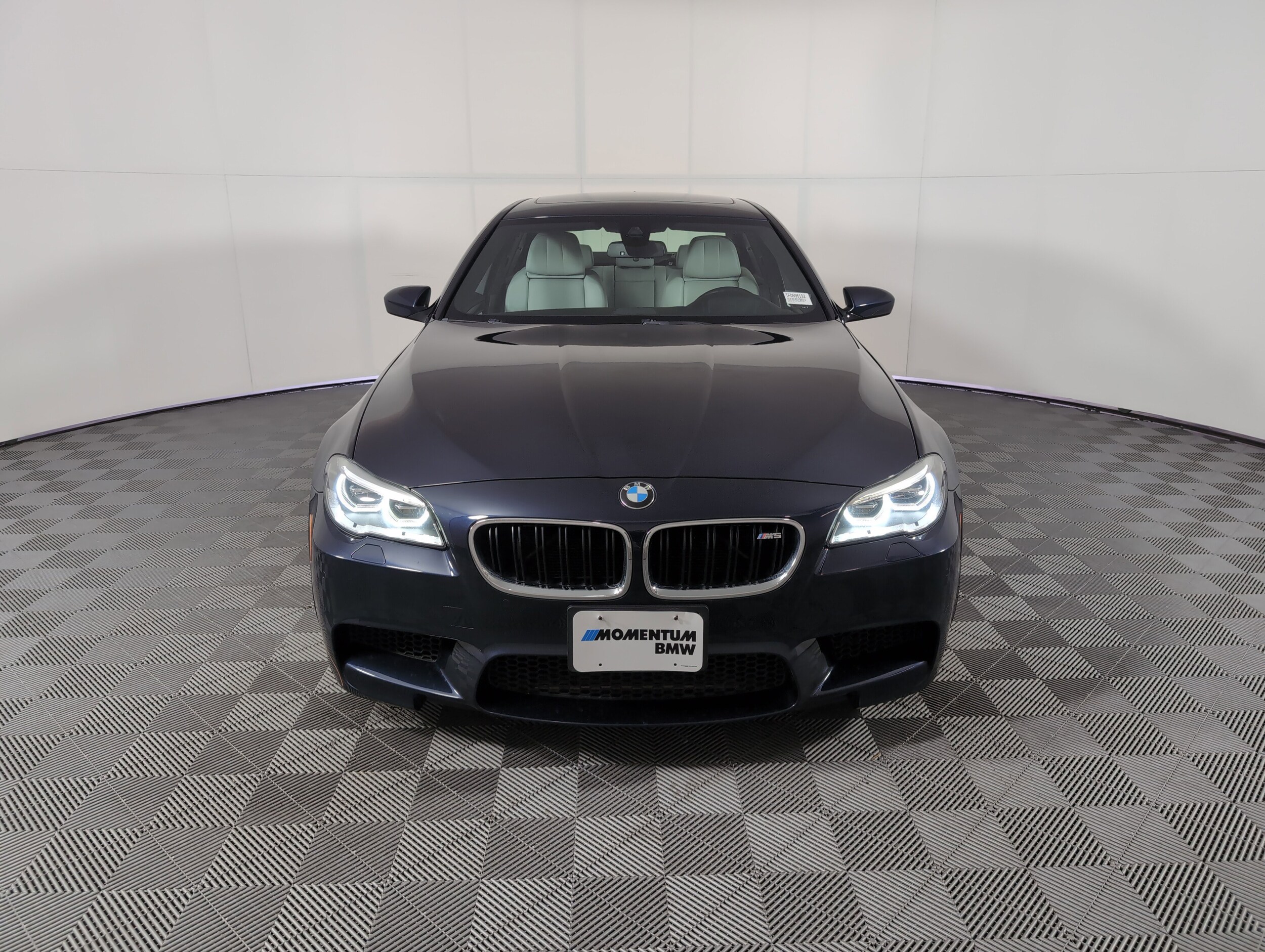 Used 2015 BMW M5 Sedan Base with VIN WBSFV9C52FD595192 for sale in Houston, TX