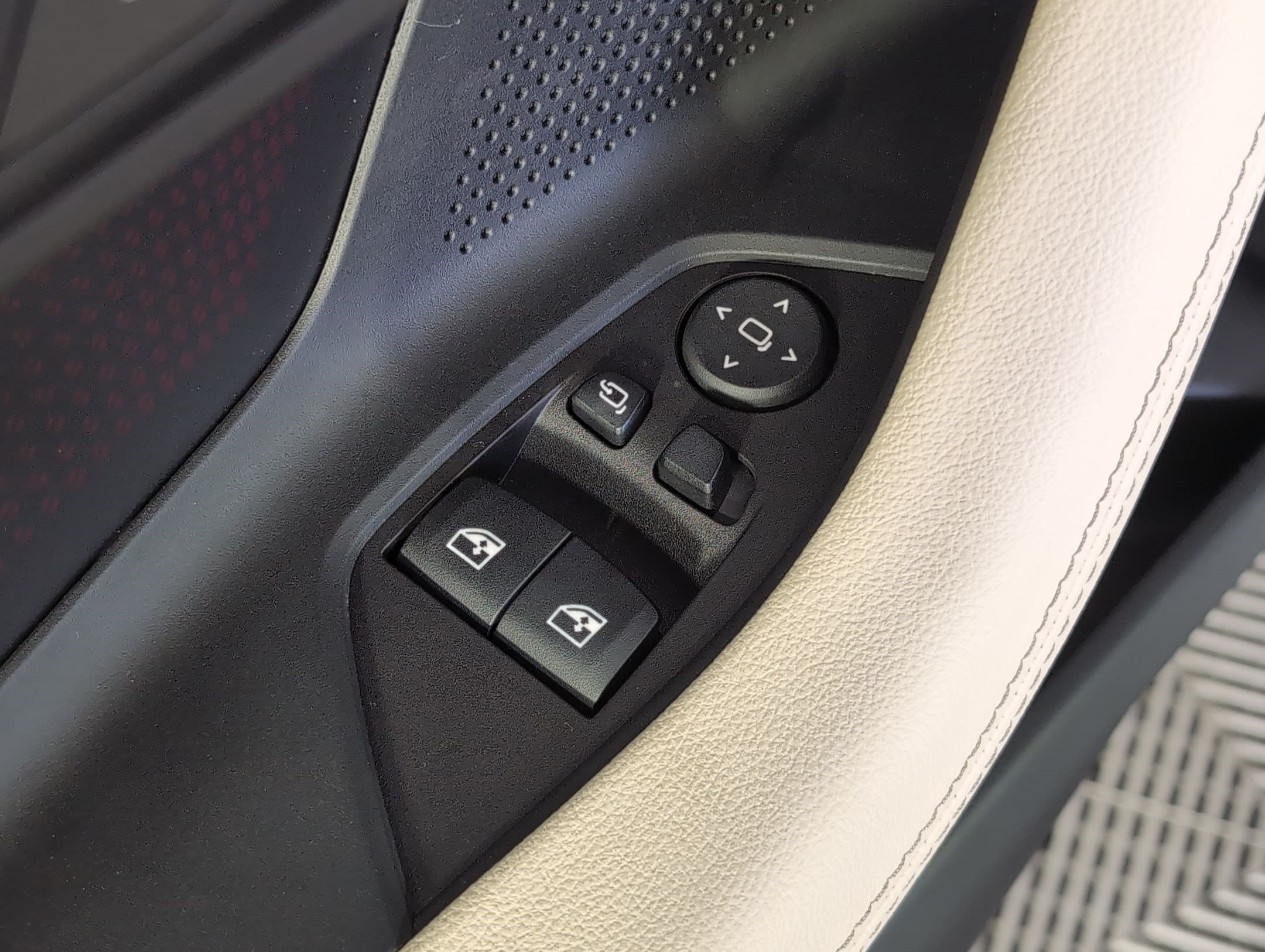 2026 BMW 2 Series 230i - Photo 10